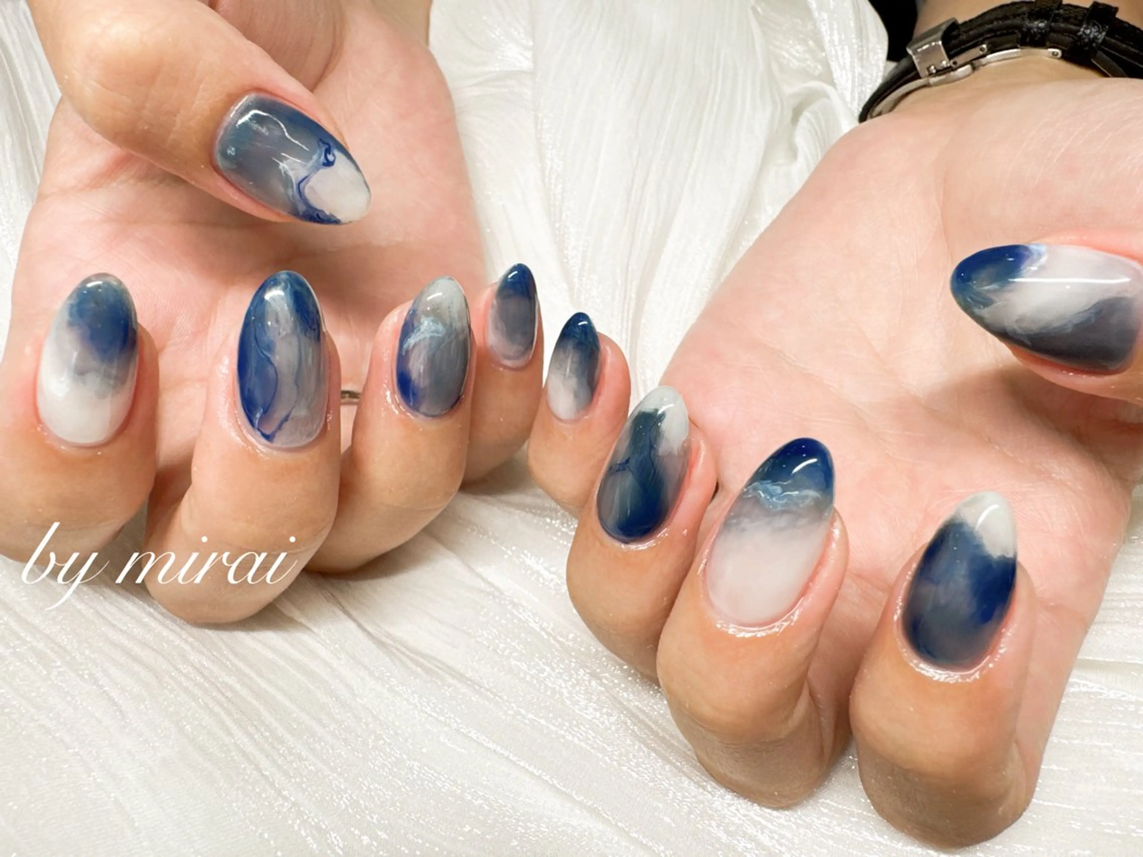 ネイル ハンドネイル ハンドケア ネイルサロン 9Carats神田のネイルデザイン