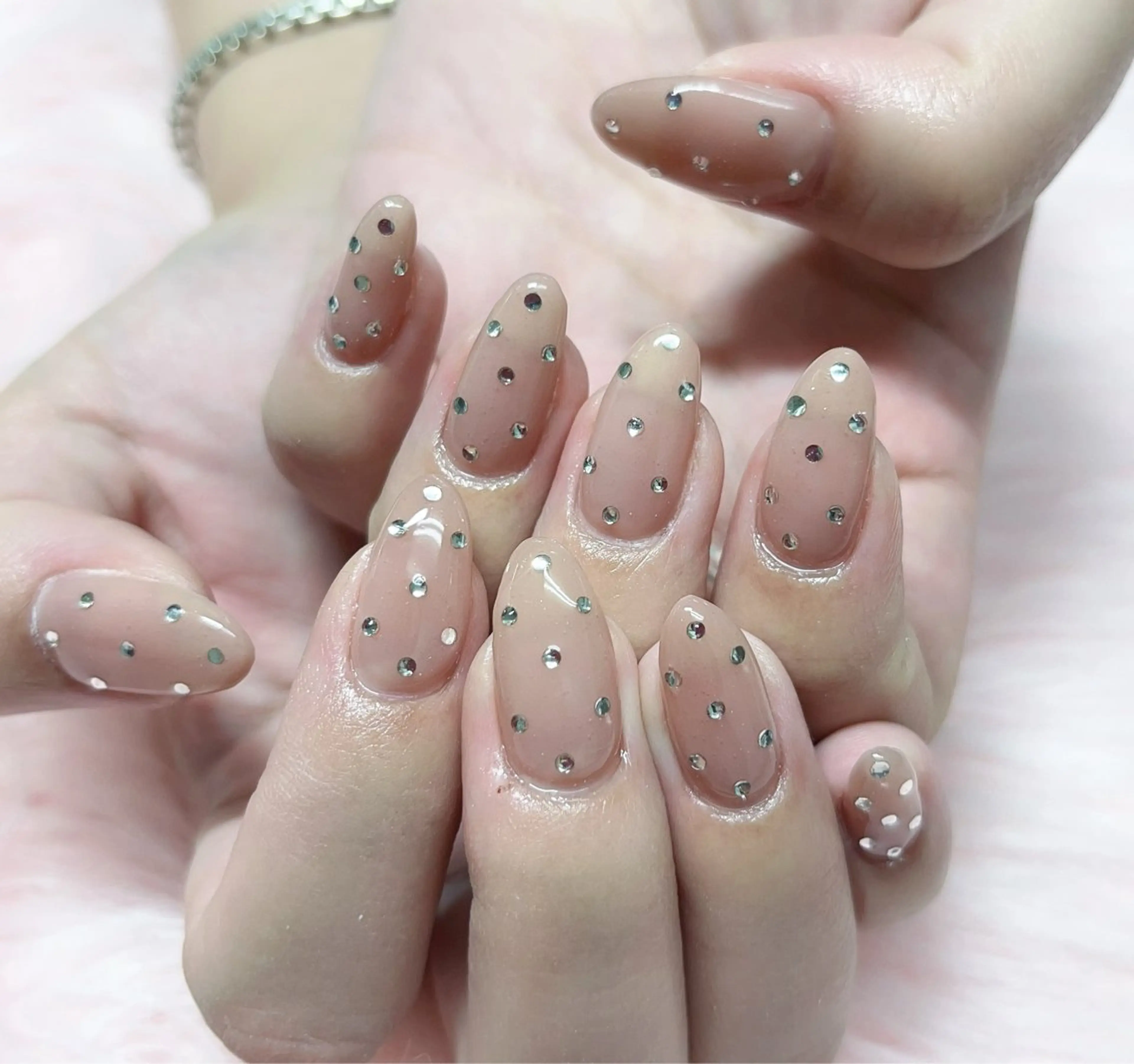 ネイル ハンドネイル MoonNail ユリ🌸のネイルデザイン