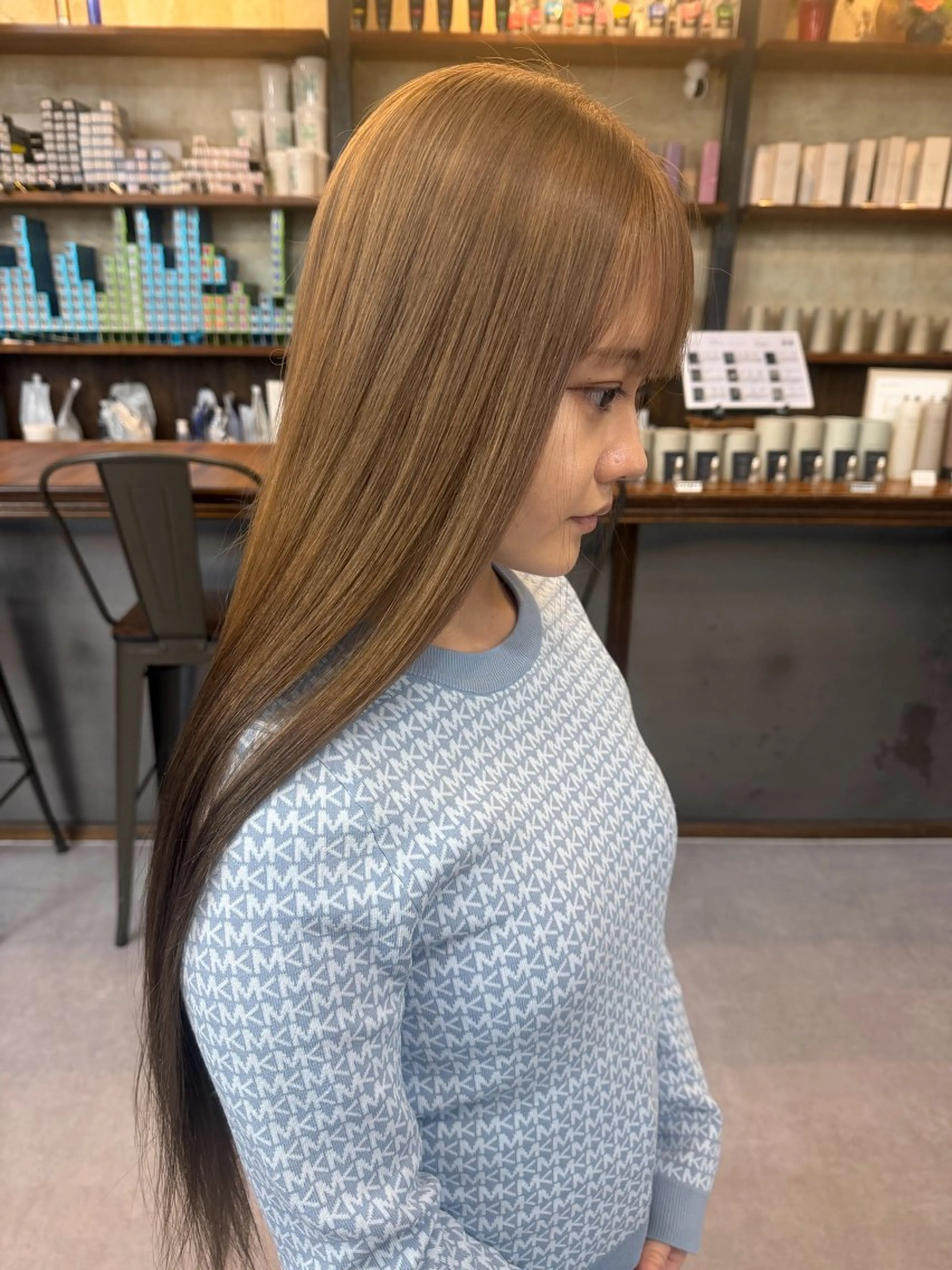 ロング カラー MAEDA YUKIのヘアスタイル