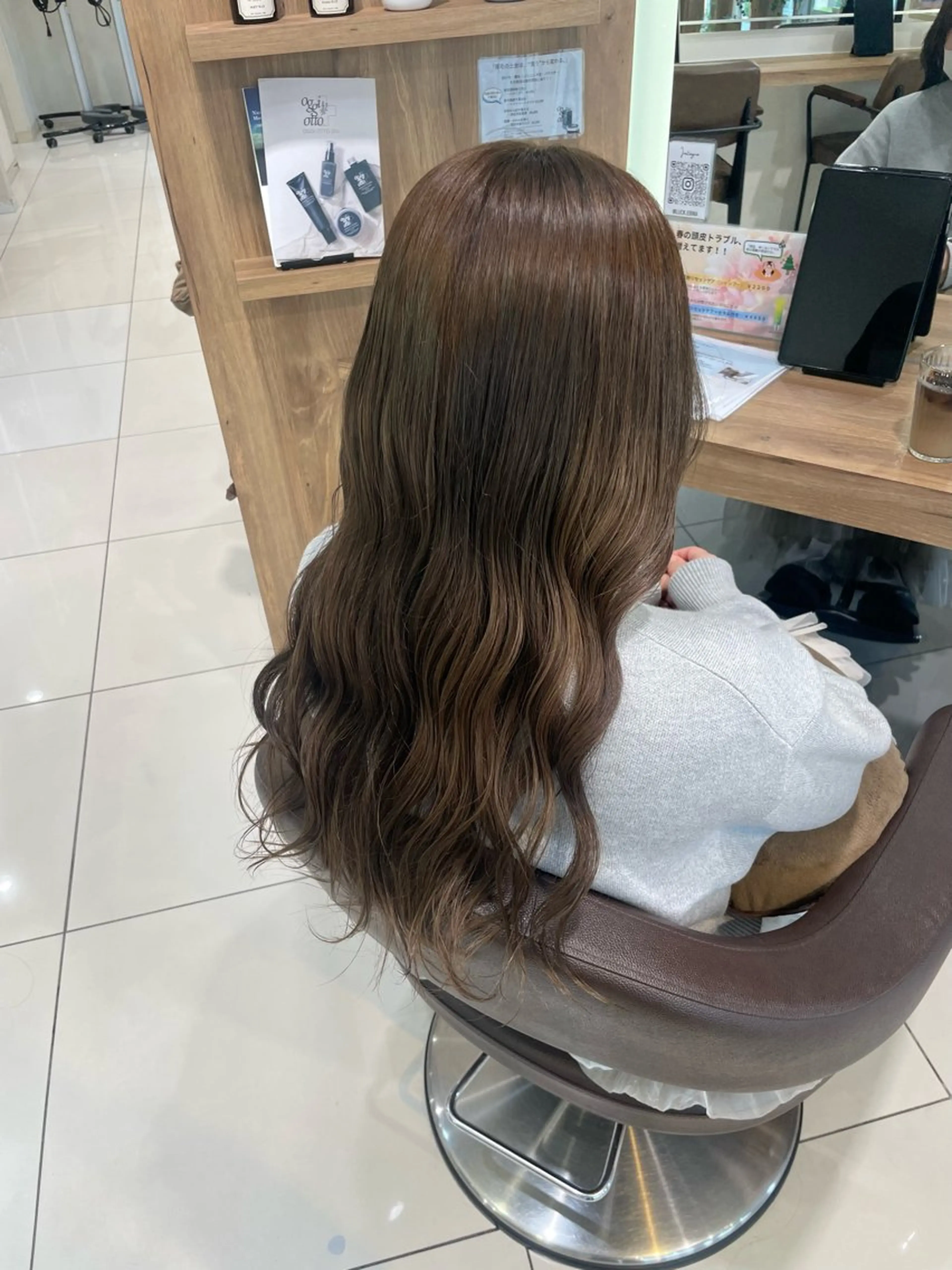 カラー luck みうのヘアスタイル