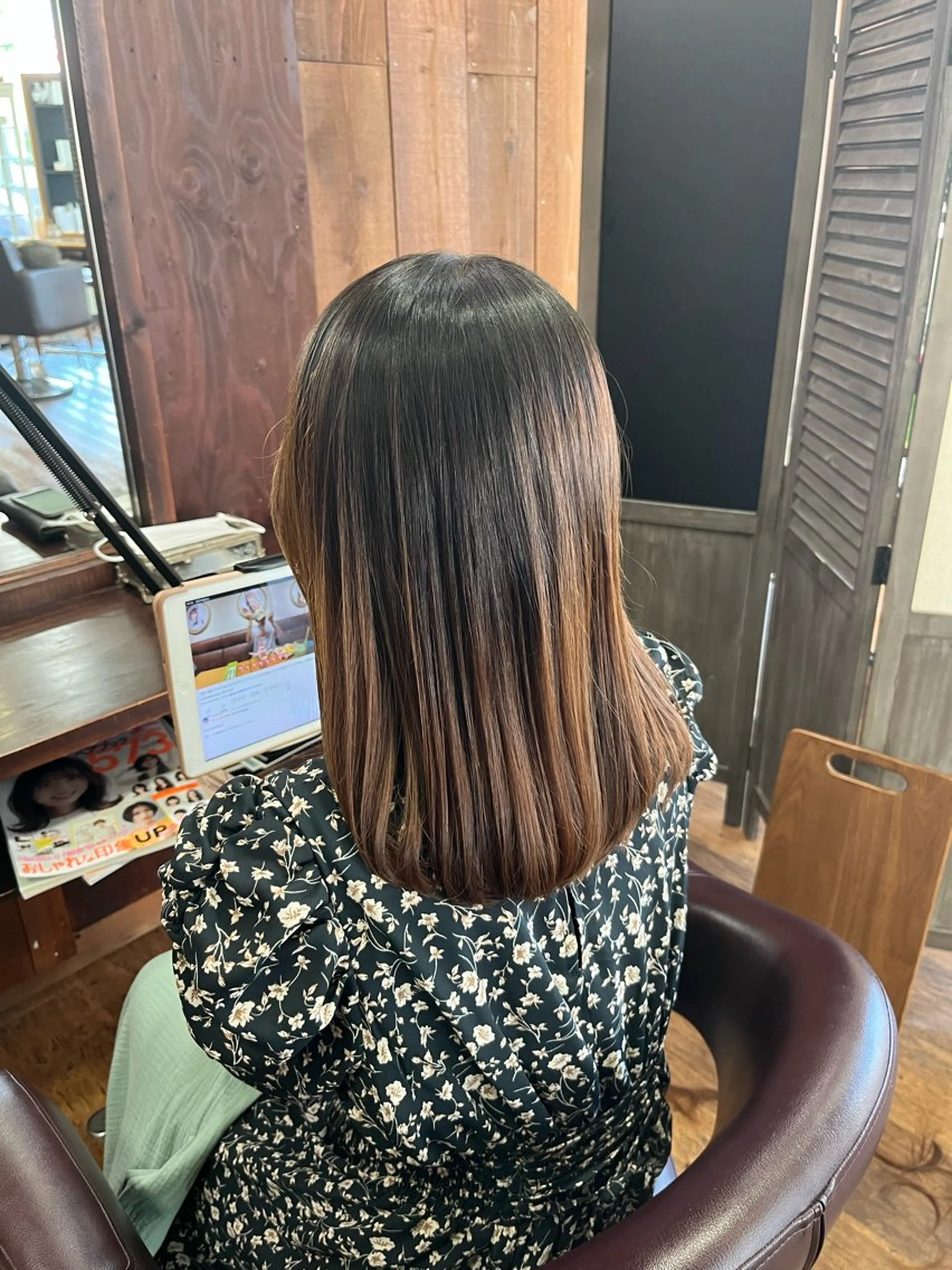 セミロング Un Fleur所属・立野 希沙のヘアスタイル