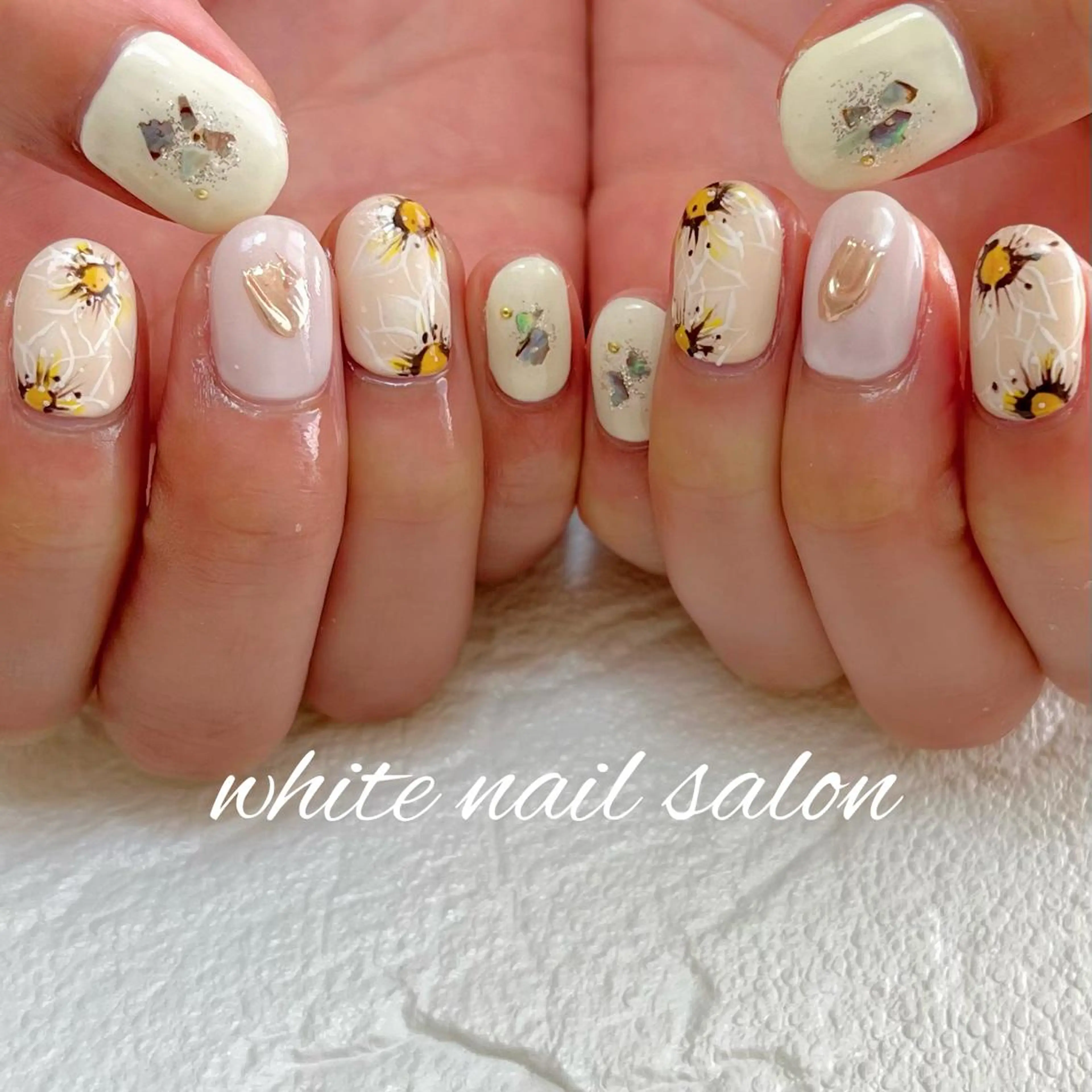 ネイル フットネイル ジェルネイル ハードジェル ラメ(グリッター) 持ち込み ハンドネイル white nail salonのネイルデザイン