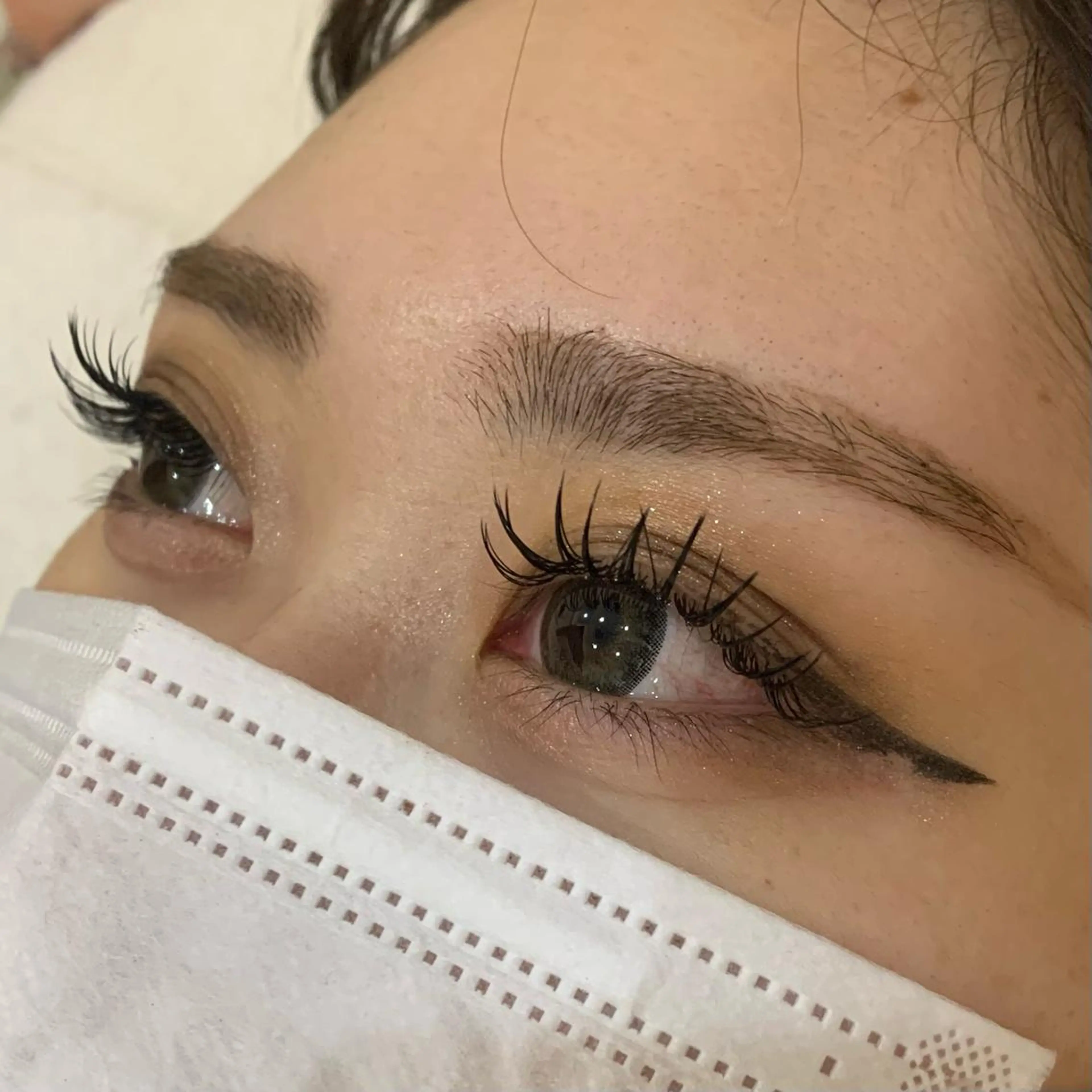 マツエク・マツパ 似合わせカット暖色 カラーhiyonaのヘアスタイル