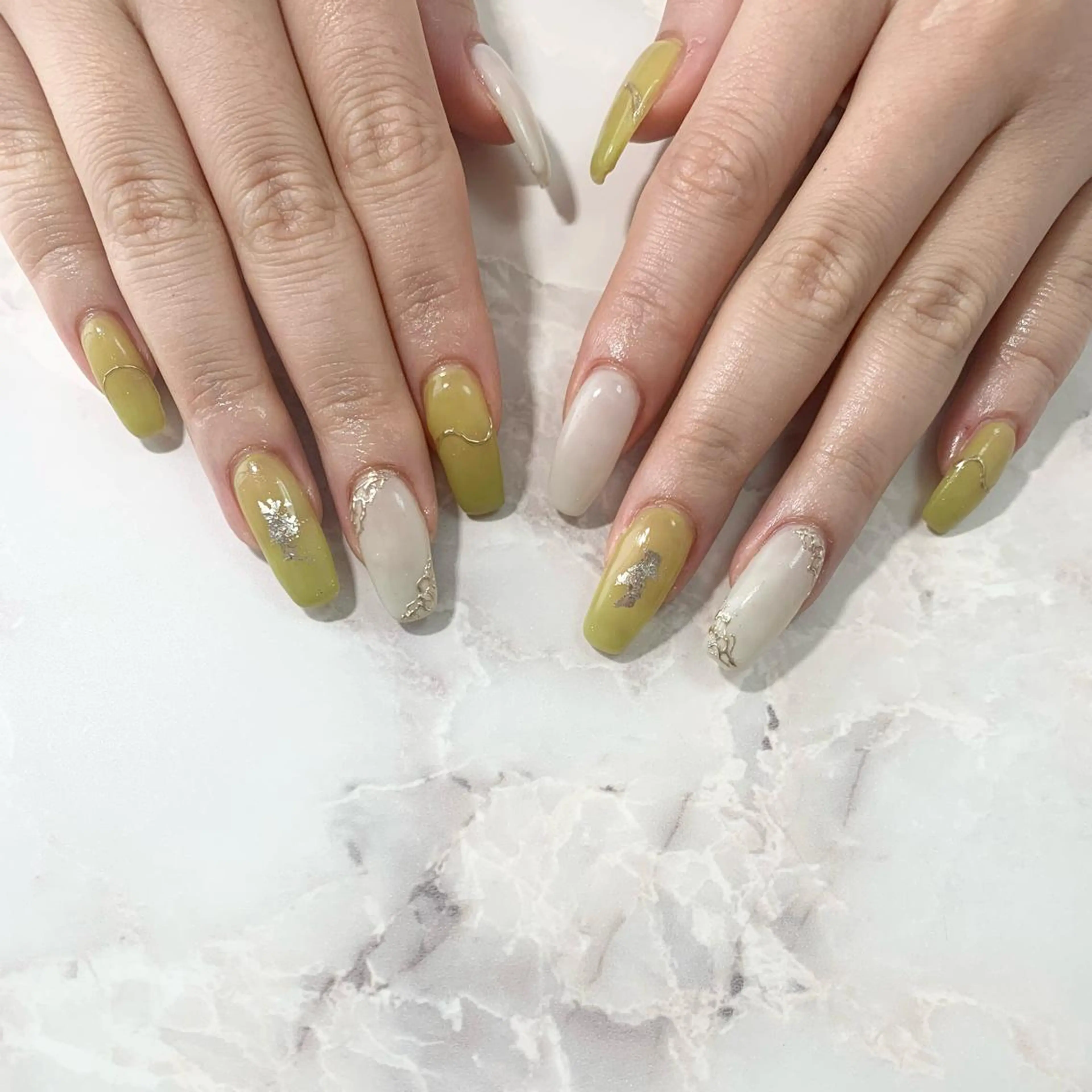 ネイル ニュアンスネイル m.select nailのネイルデザイン