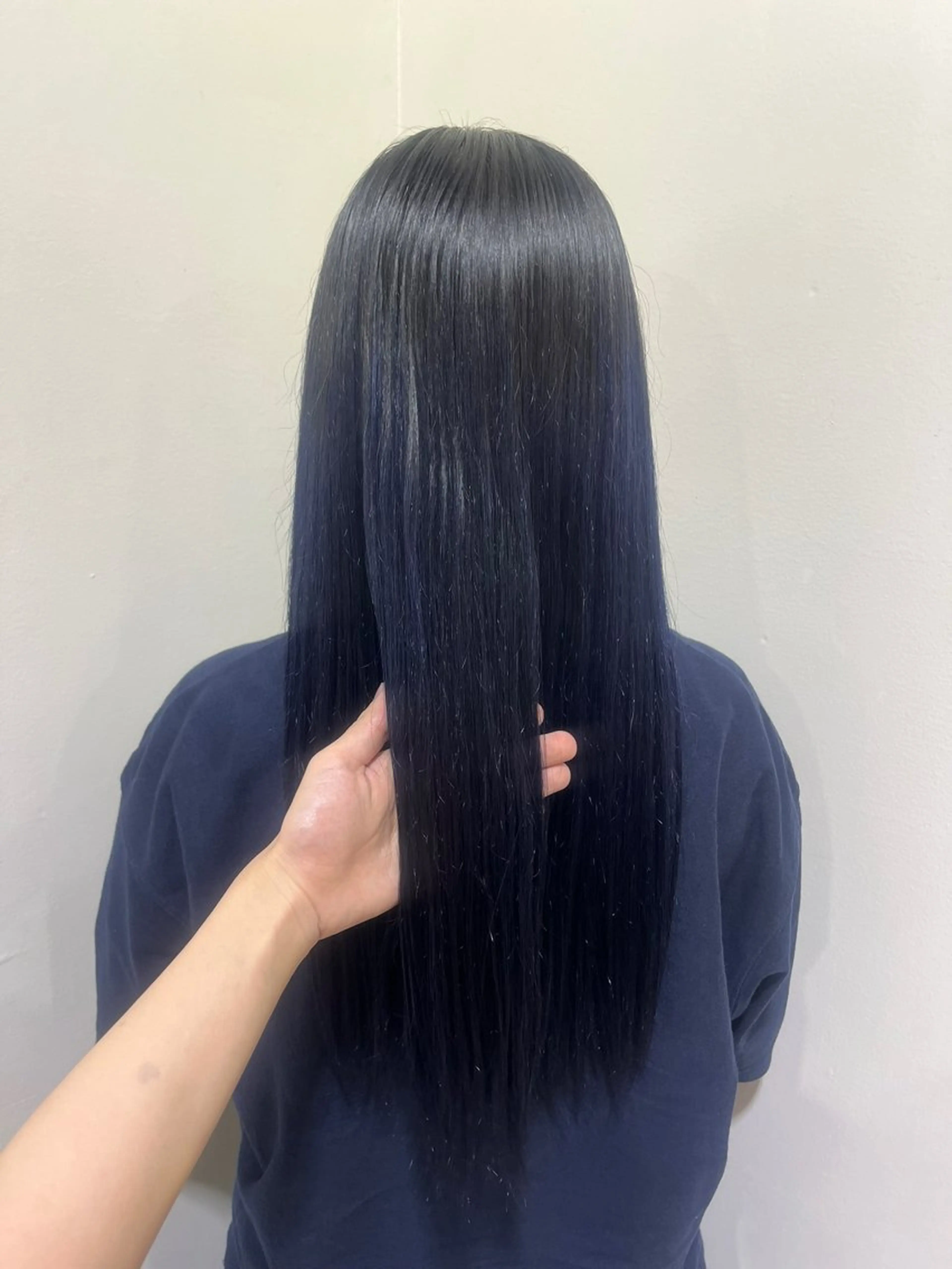 セミロング カラー 菅野 彩音のヘアスタイル