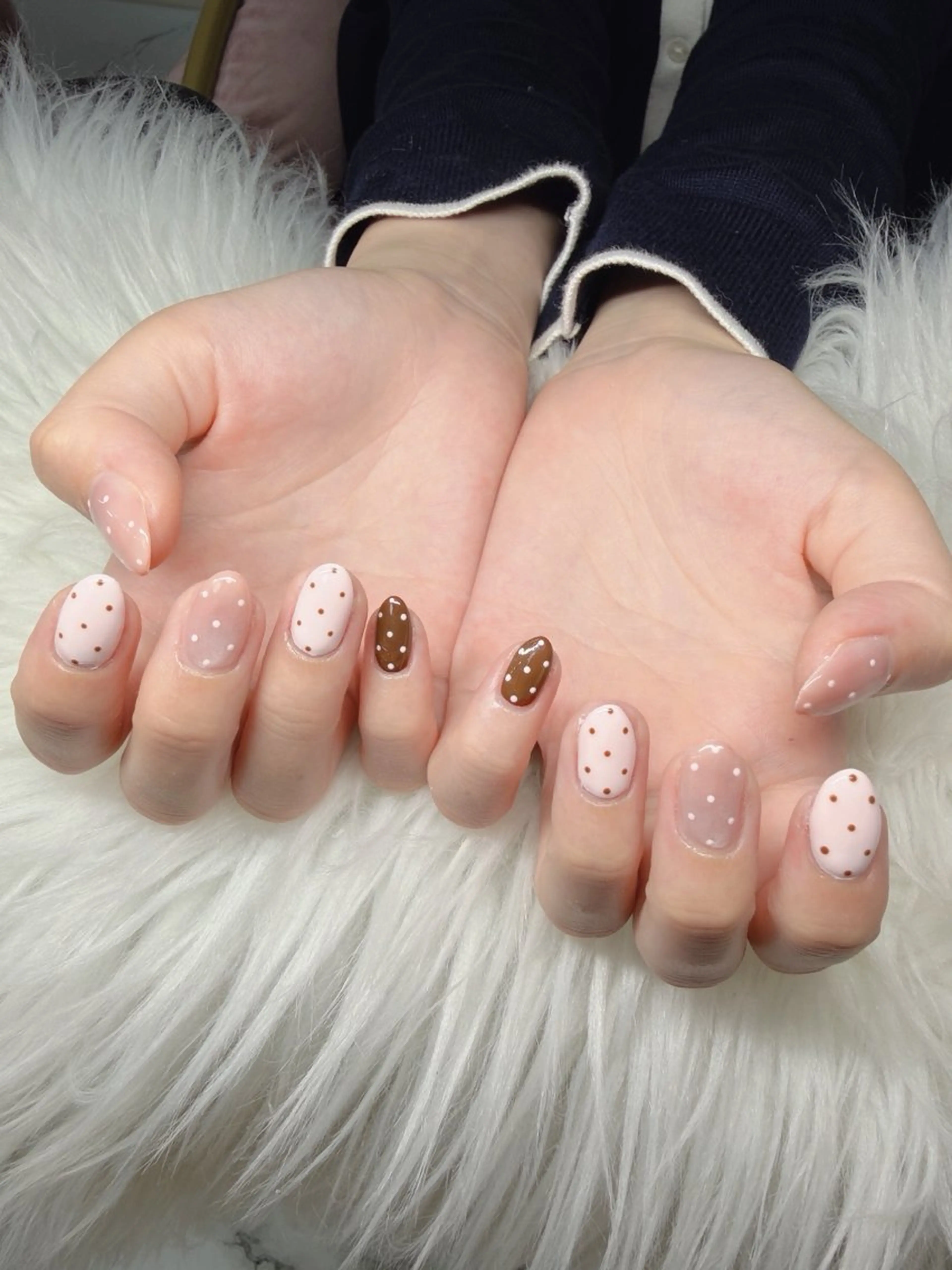 ネイル 長さ出し グラデーション 卒業式 キラキラネイル マグネットネイル Lee Nailsのネイルデザイン