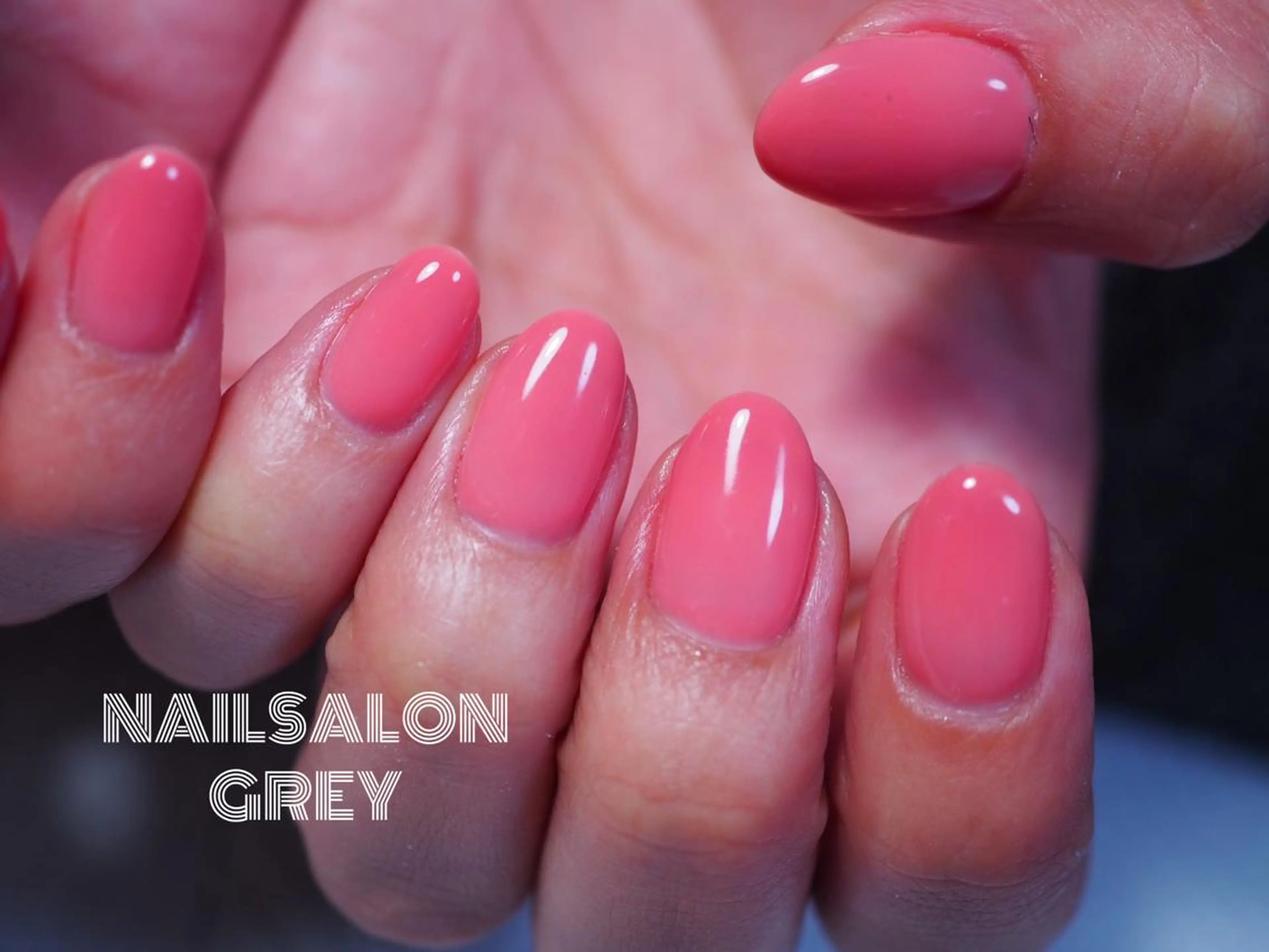 ネイル ワンカラーネイル ピンク シンプルネイル 【GREY】 TAIRAのネイルデザイン
