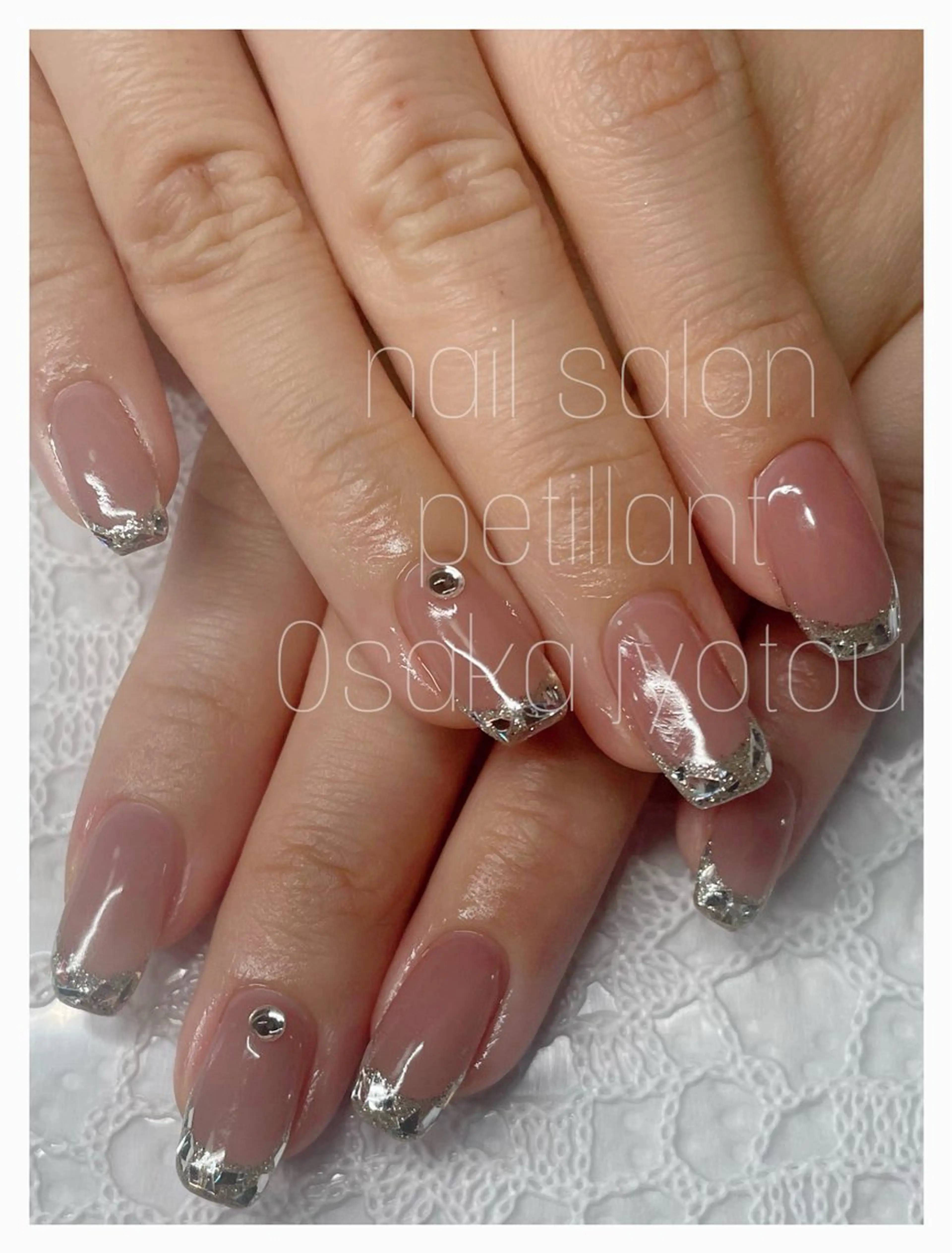 ネイル アートネイル フレンチネイル ガラスフレンチ 卒業式 春ネイル nail salon petillantのネイルデザイン