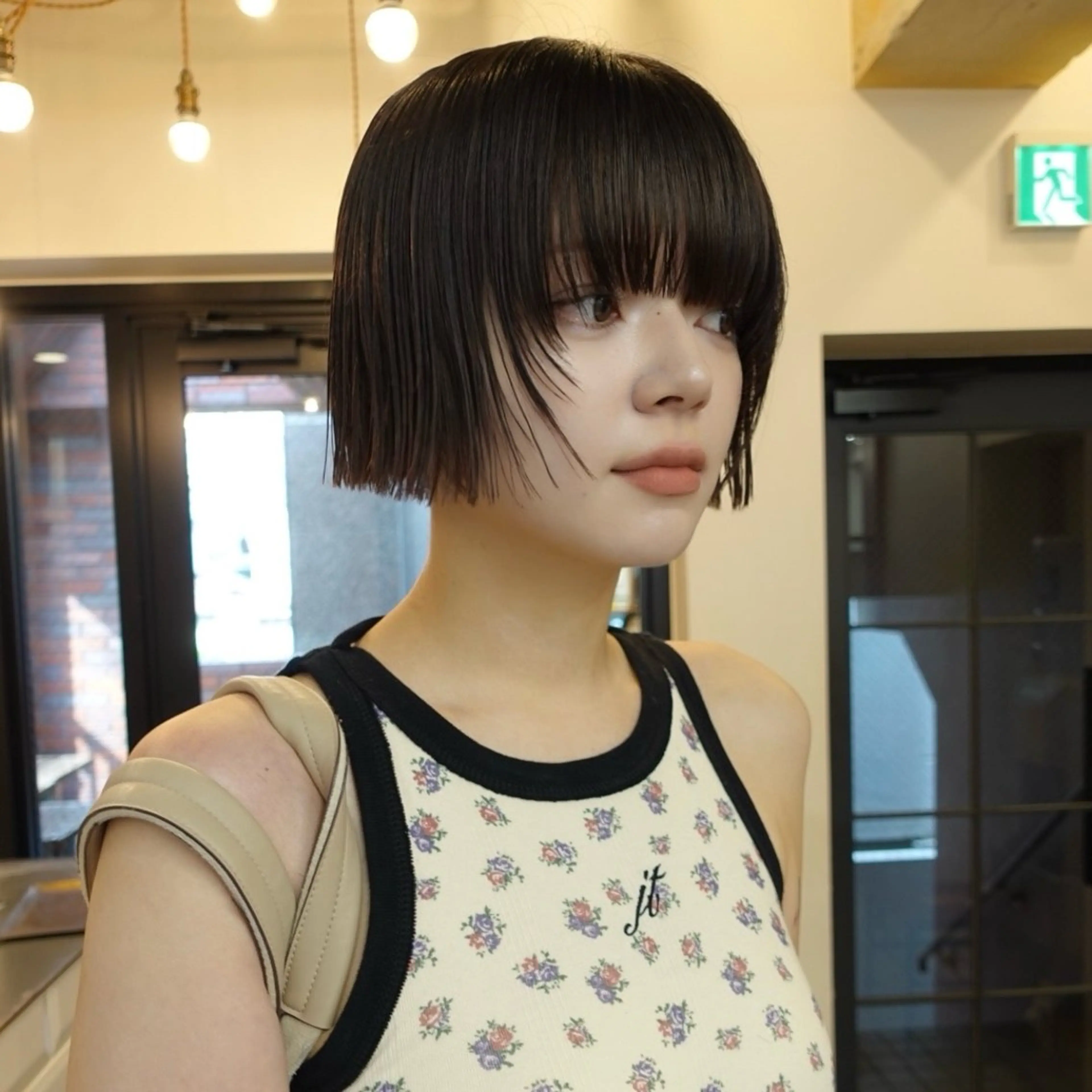 ショート ヘアアレンジ ボブ レイヤーカット カット 縮毛矯正 🌐サトウ リョウ🌐のヘアスタイル