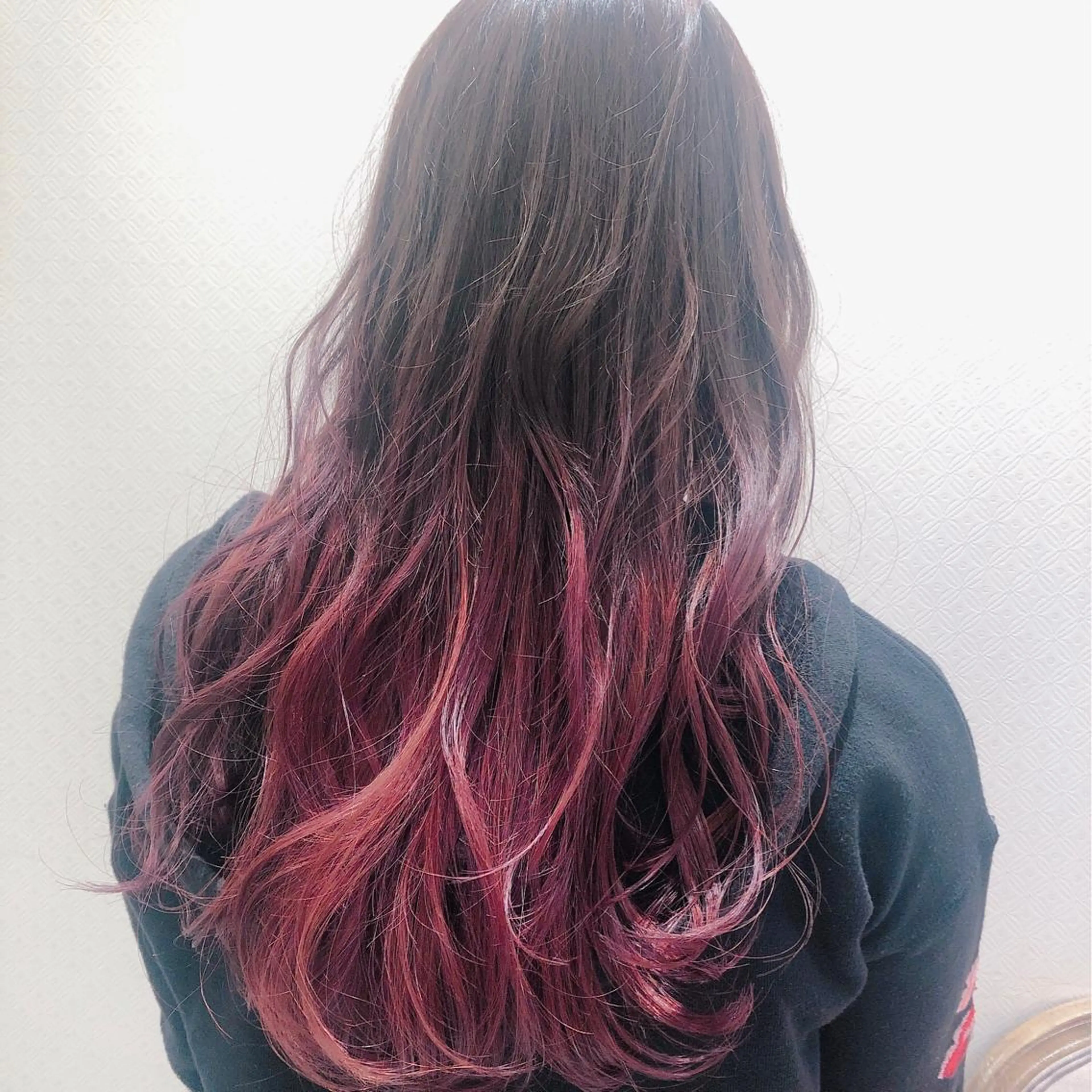 ロング カラー ブリーチ ケアブリーチ グラデーションカラー ピンクカラー 森本　舞✴︎ 似合わせパーマのヘアスタイル