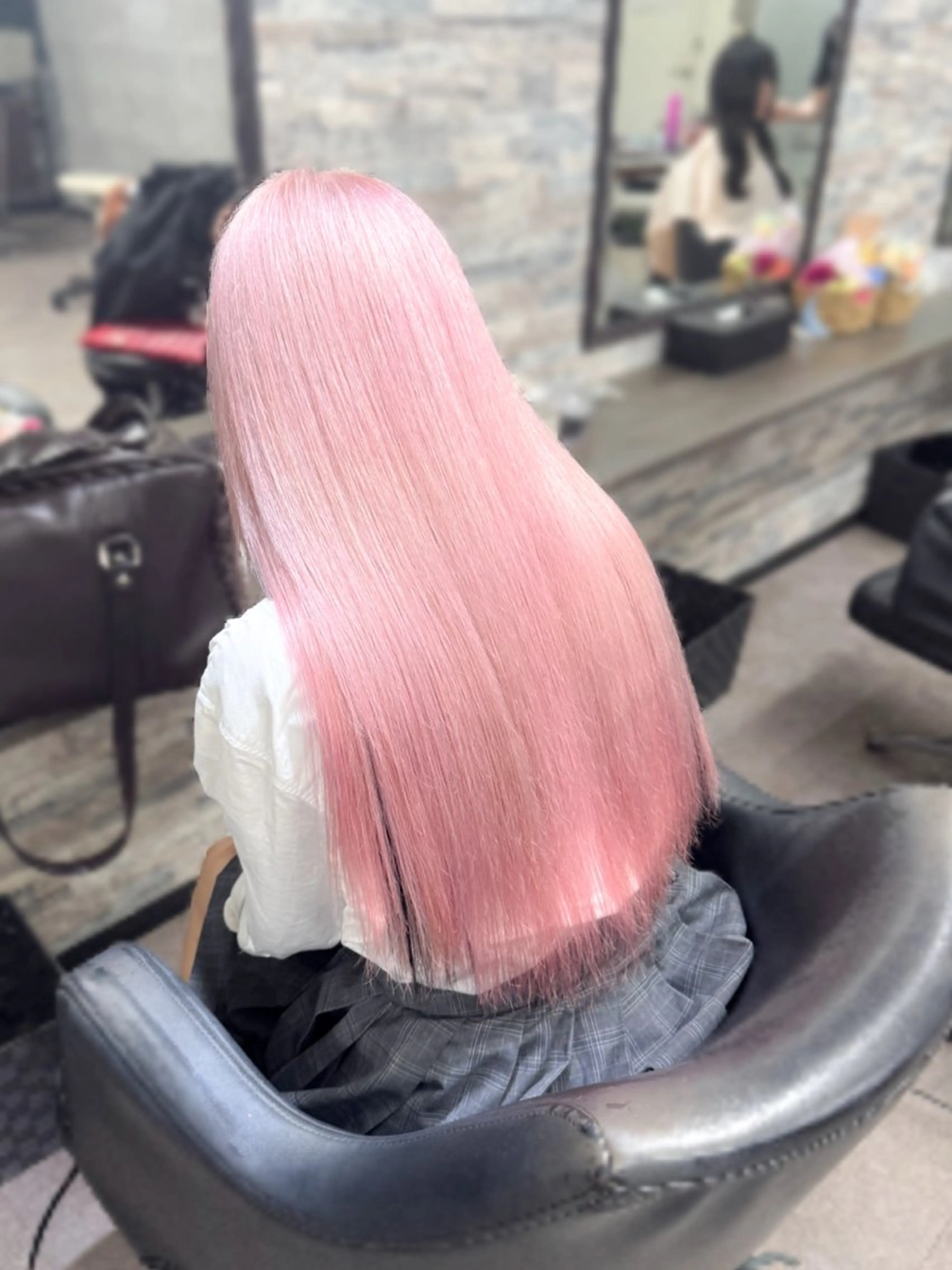 ロング カラー ヘアカラー トリートメント ハイトーンエクステ 🎩カズキ🎩のヘアスタイル