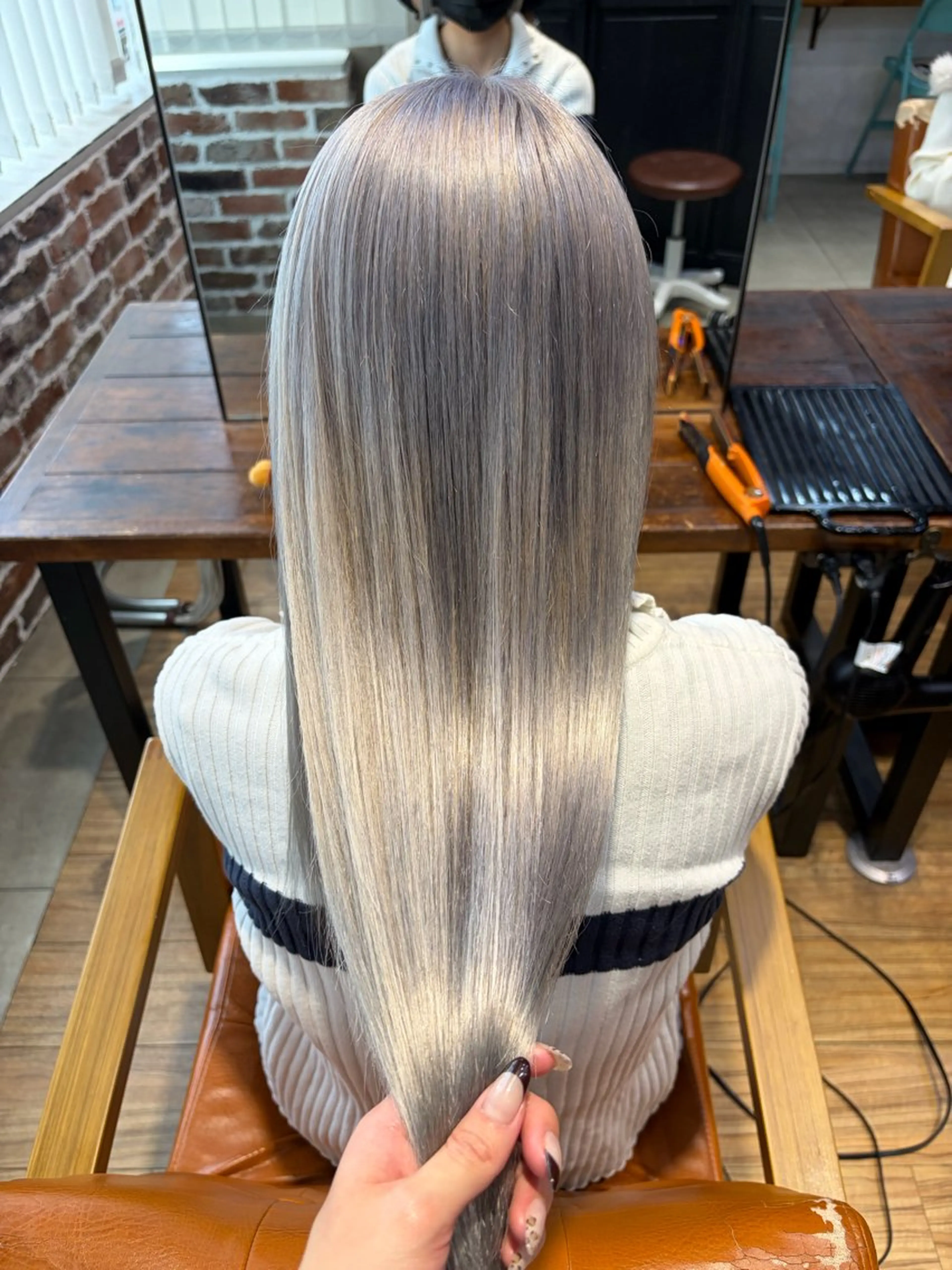 ロング カラー ヘアカラー トリートメント ヘアセット 透明感/ブリーチ/ 髪質改善💛miuのヘアスタイル