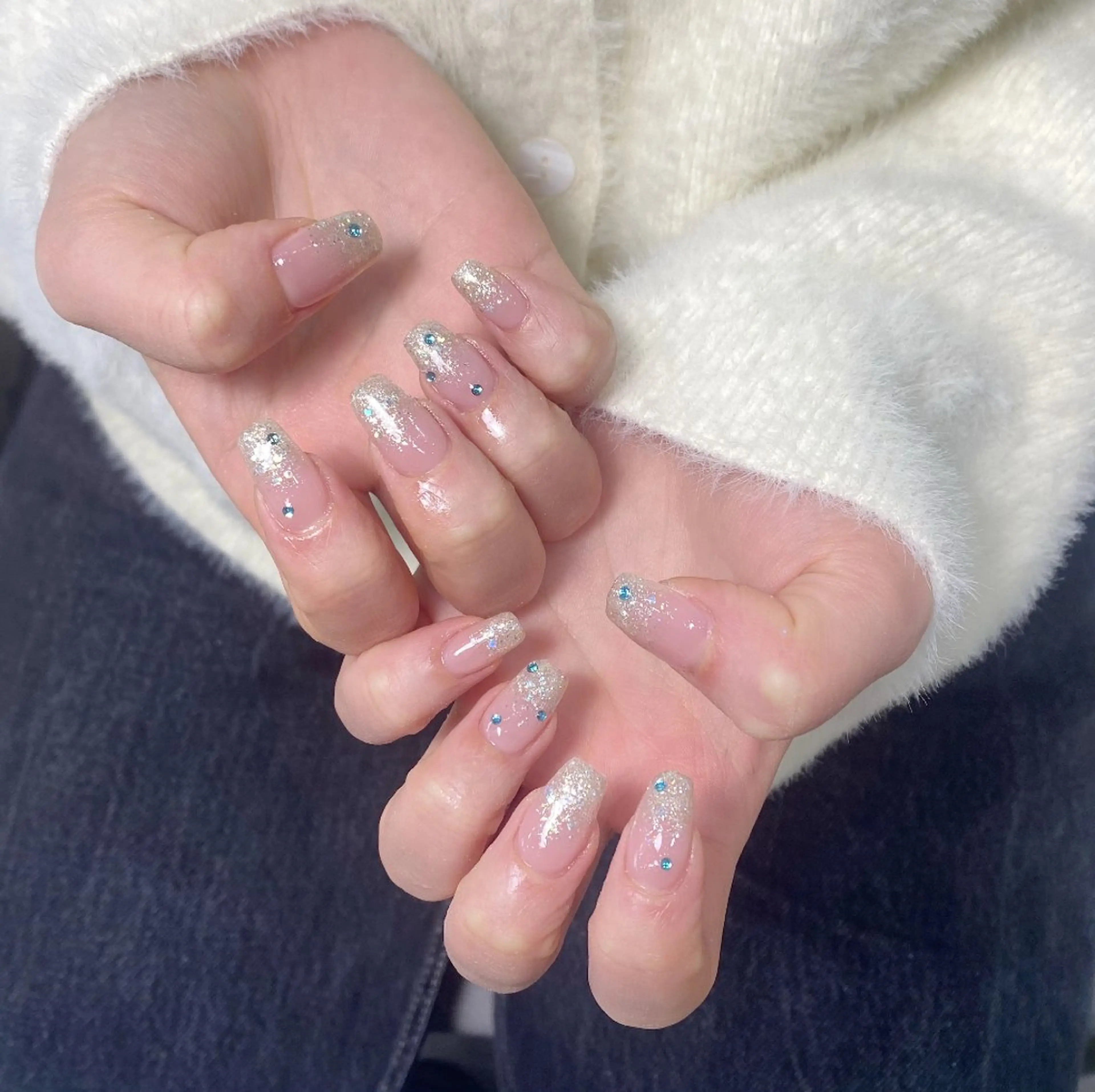 ネイル チークネイル フレンチネイル ジェルネイル ガラスフレンチ キラキラネイル ハンドネイル UM Nail Salonのネイルデザイン