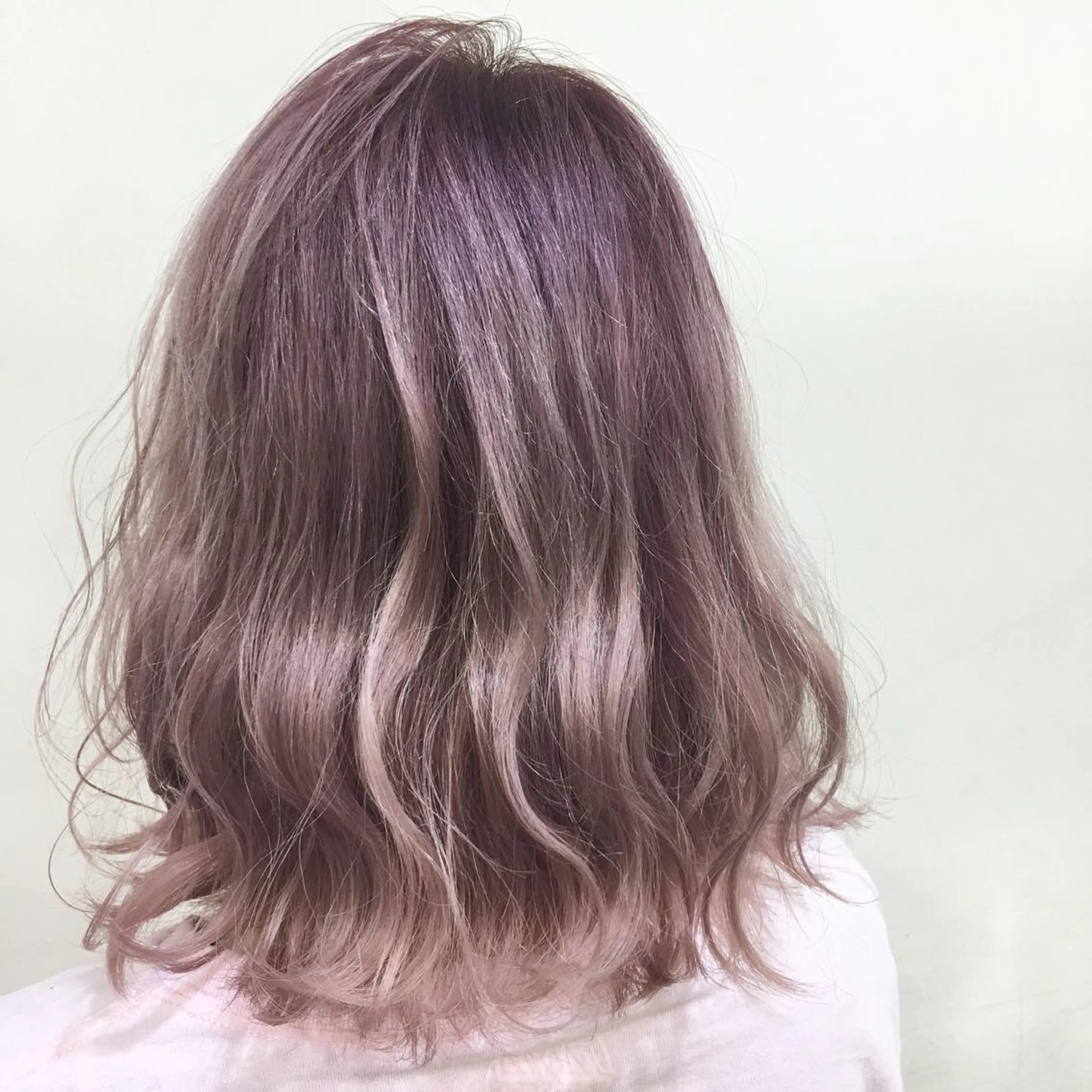 ショート カラー 迷った時見てください 林 祥平のヘアスタイル