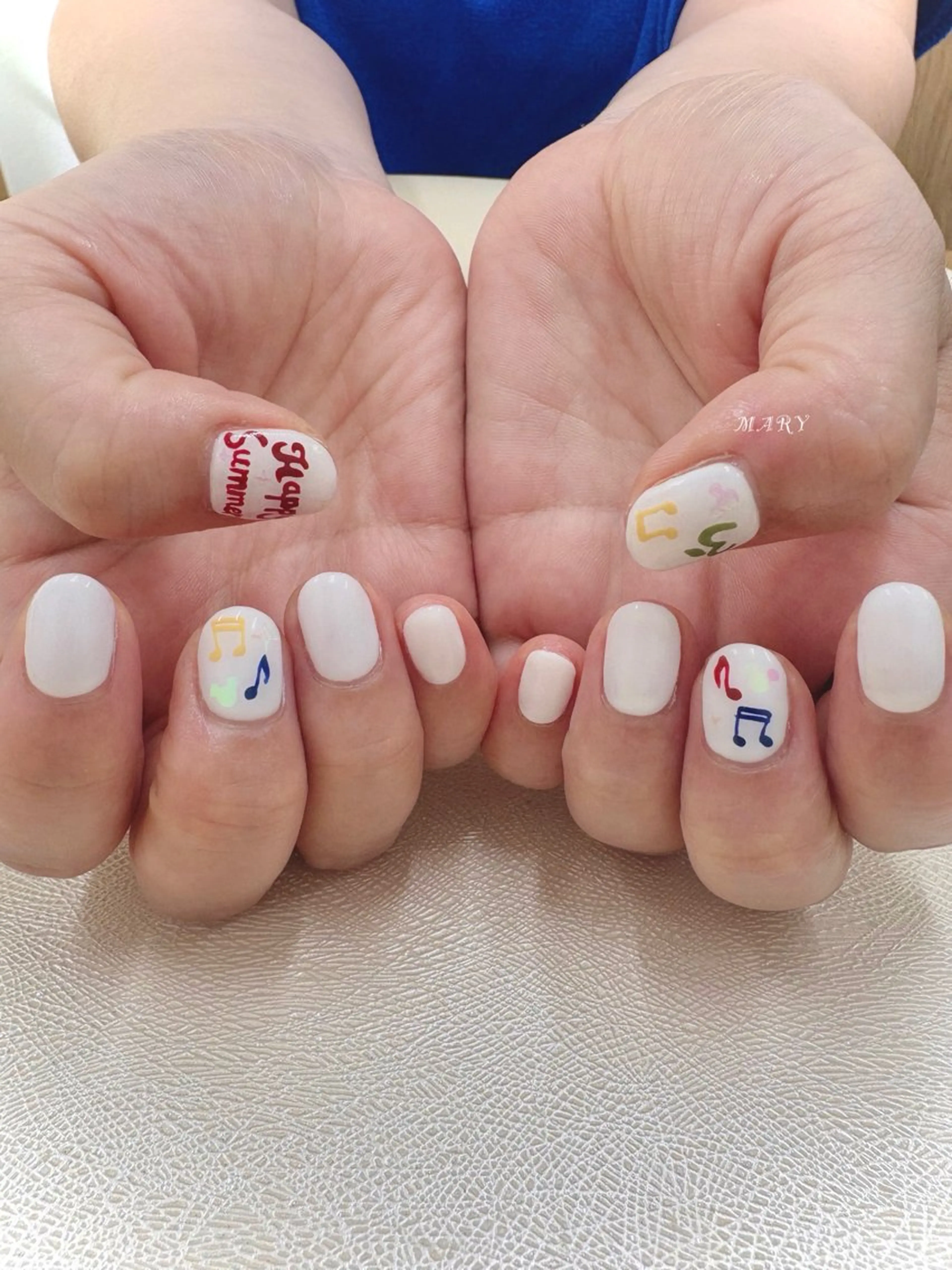 ネイル ニュアンスネイル ワンカラーネイル ホワイト ハンドネイル Mary nail所属・Mary nail .narumiのネイルデザイン