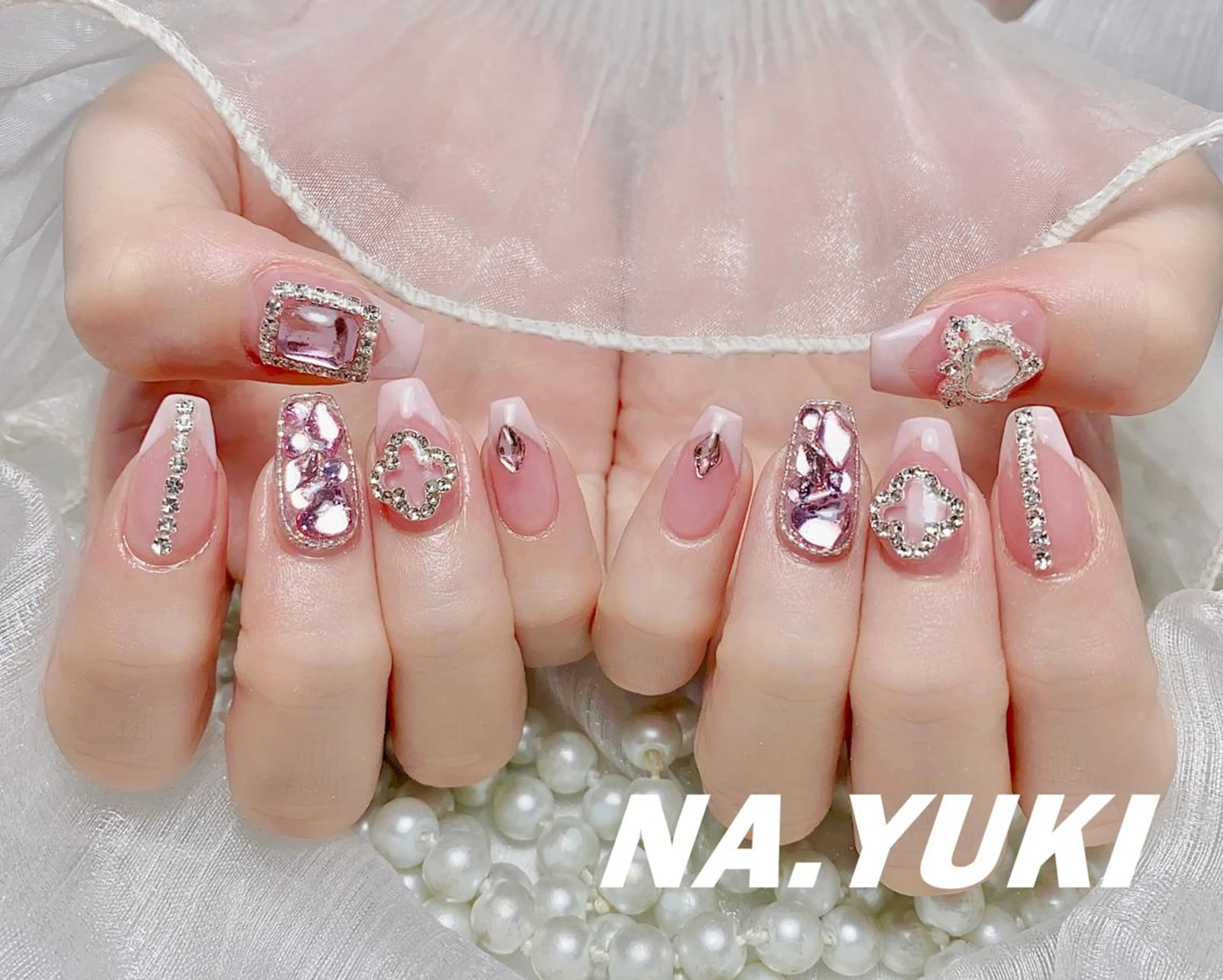 ネイル ✨ Riooo_のネイルデザイン