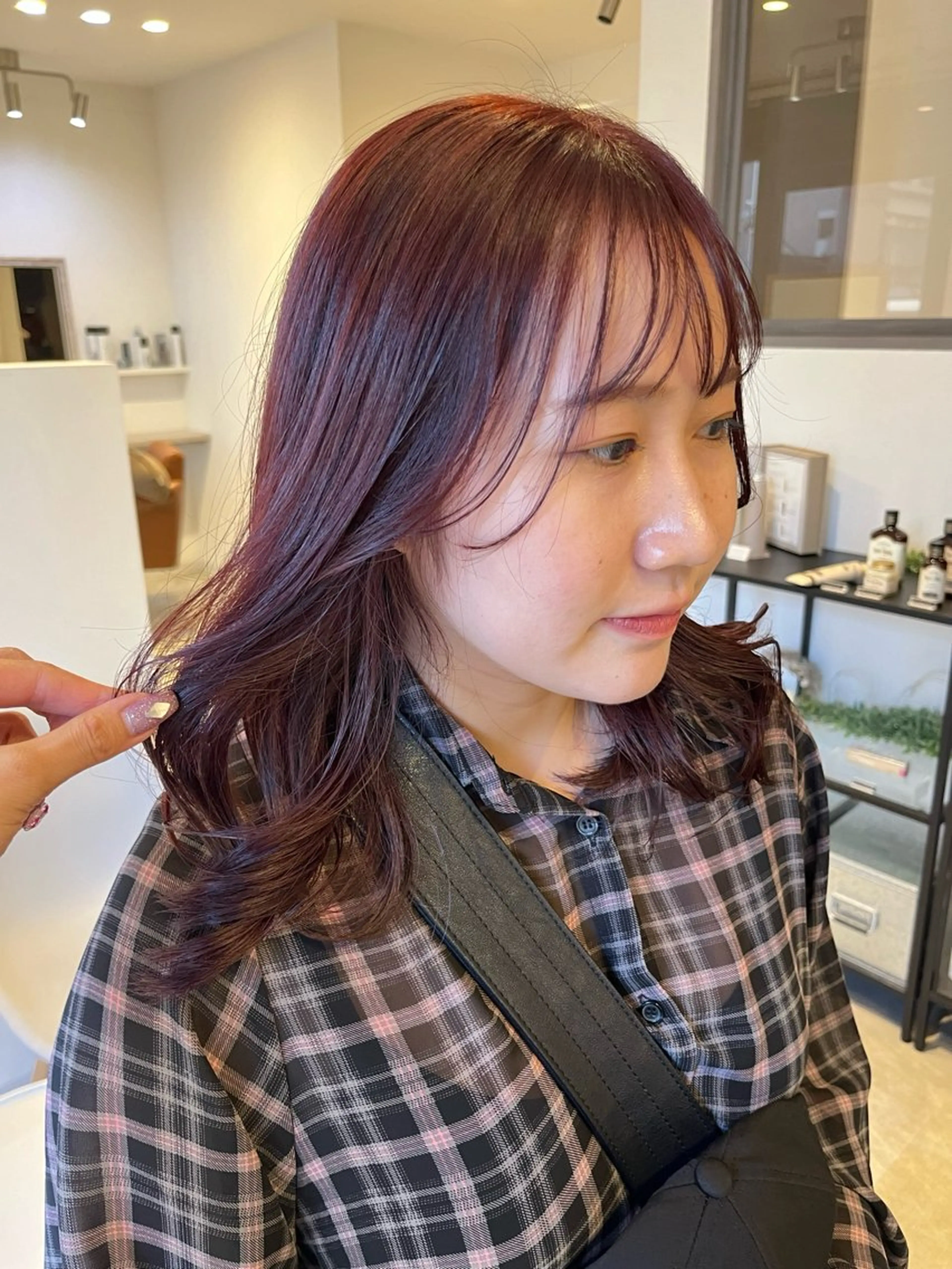 ミディアム 平居 リサのヘアスタイル
