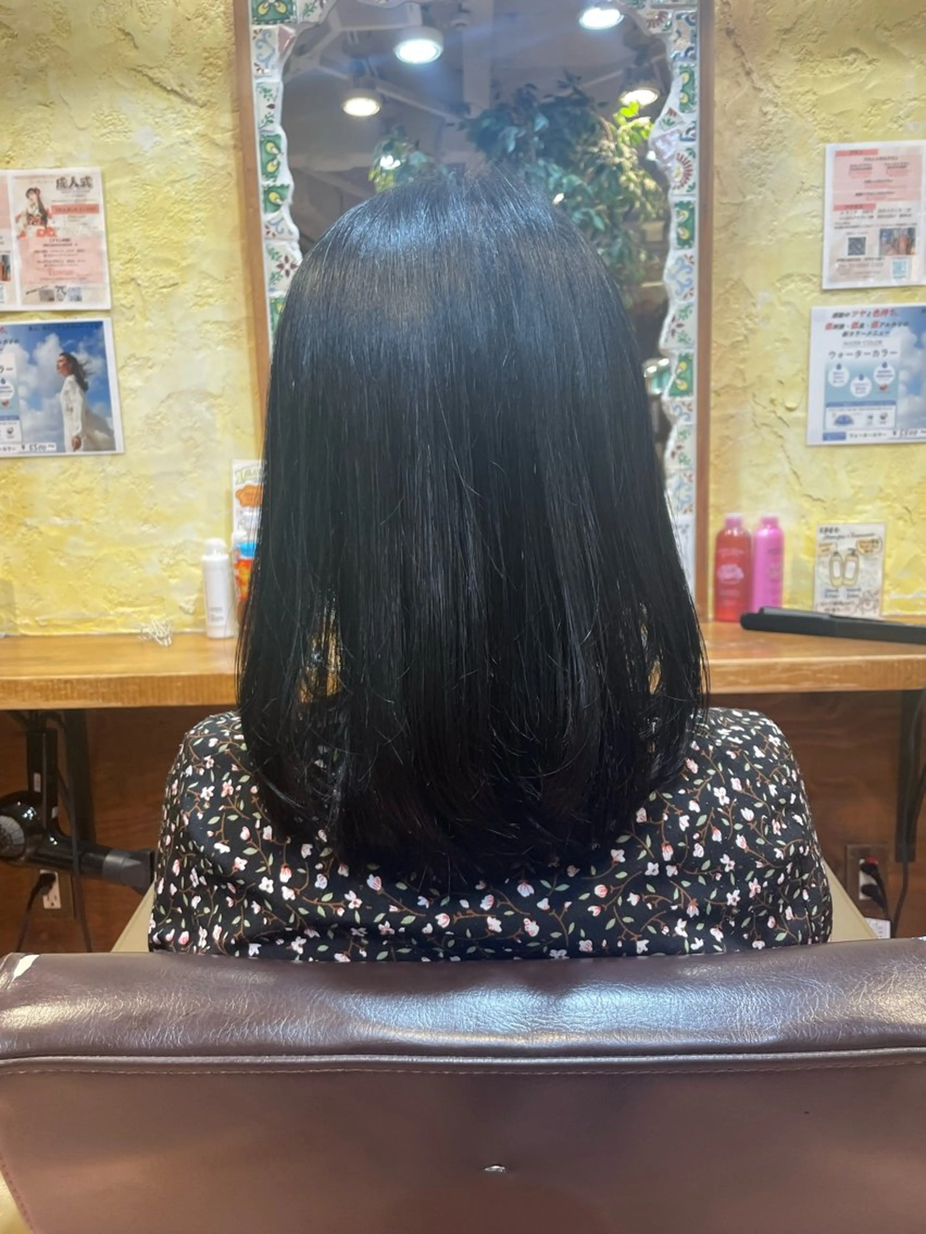 ミディアム カラー 顔周りカット レイヤーカット ar北千住 あやみのヘアスタイル