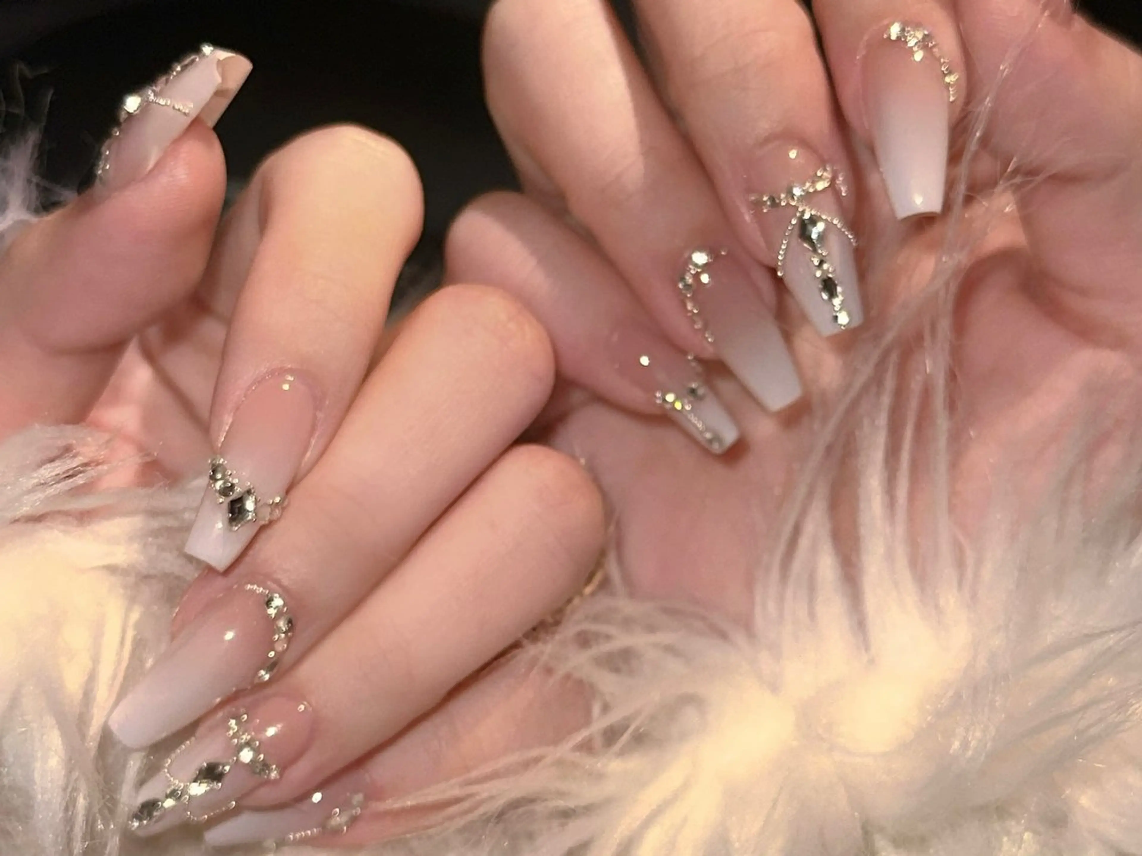 ネイル Dark honey スカルプ専門原宿店のネイルデザイン