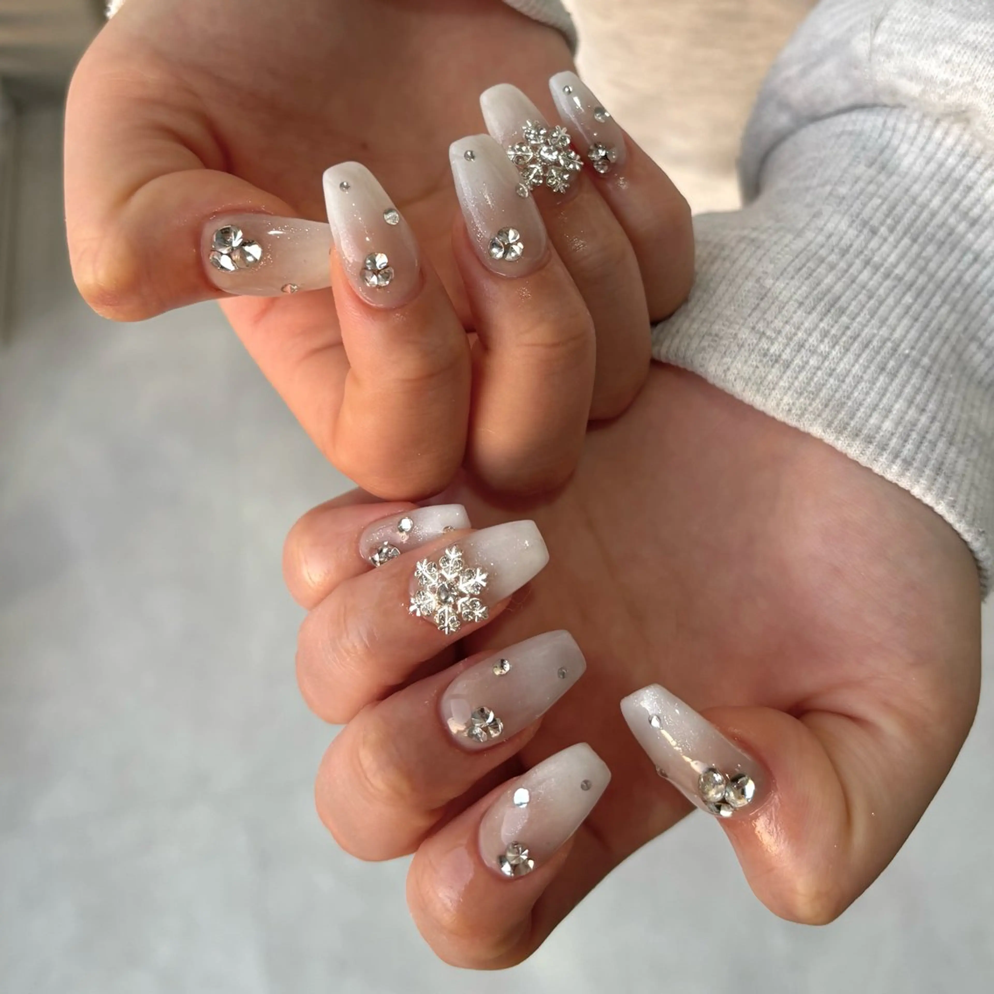 ネイル 冬ネイル ハンドネイル GRACE Rioのネイルデザイン