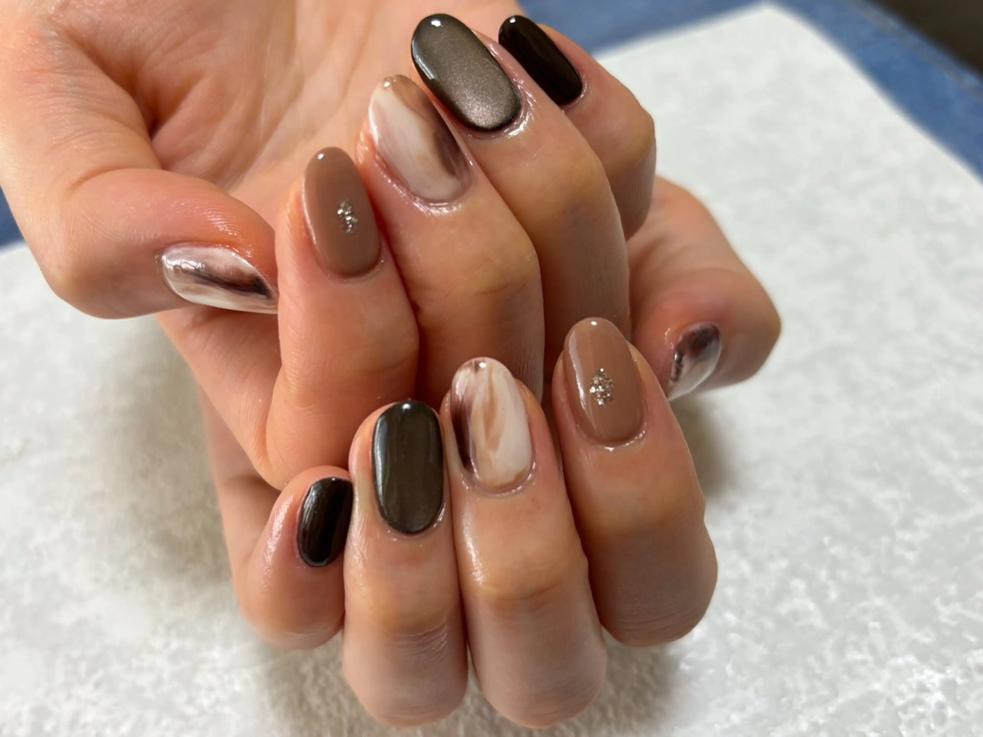 ネイル オーロラネイル フットネイル フレンチネイル ジェルネイル 韓国ネイル kiki nail &brow二子玉川の眉毛・アイブロウイメージ