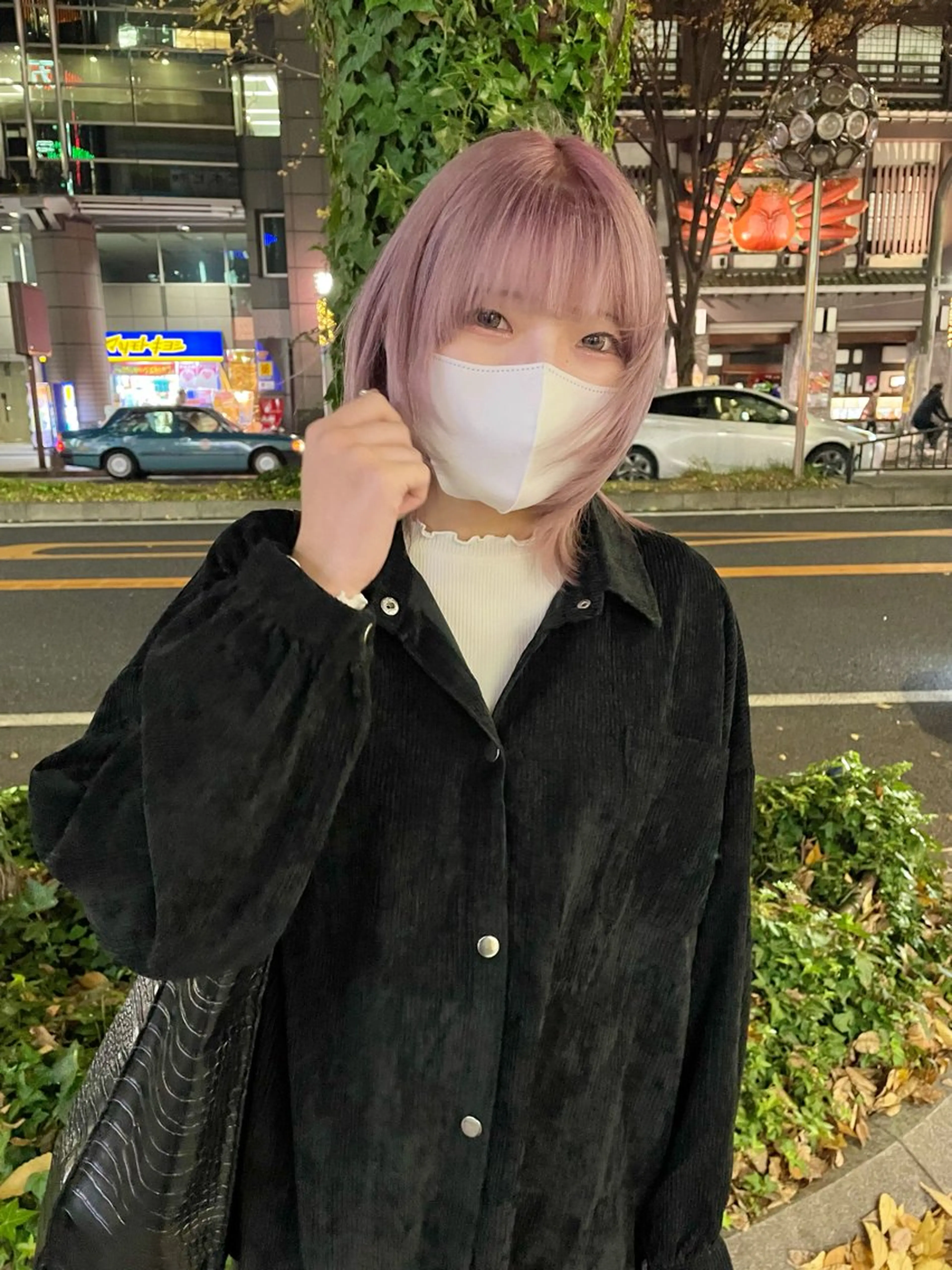 ミディアム インク 美容院のヘアスタイル