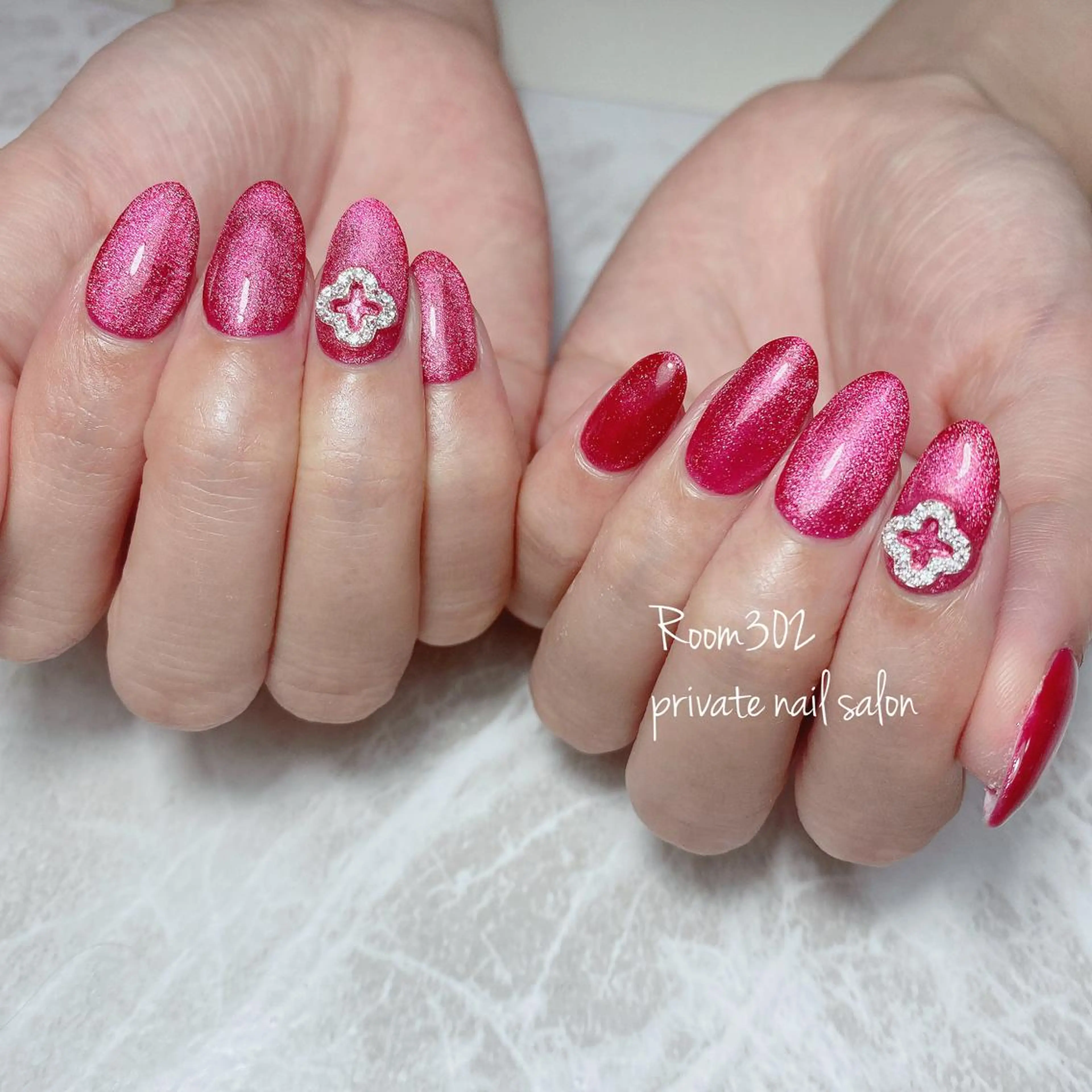 ネイル マグネットネイル Room 302のネイルデザイン