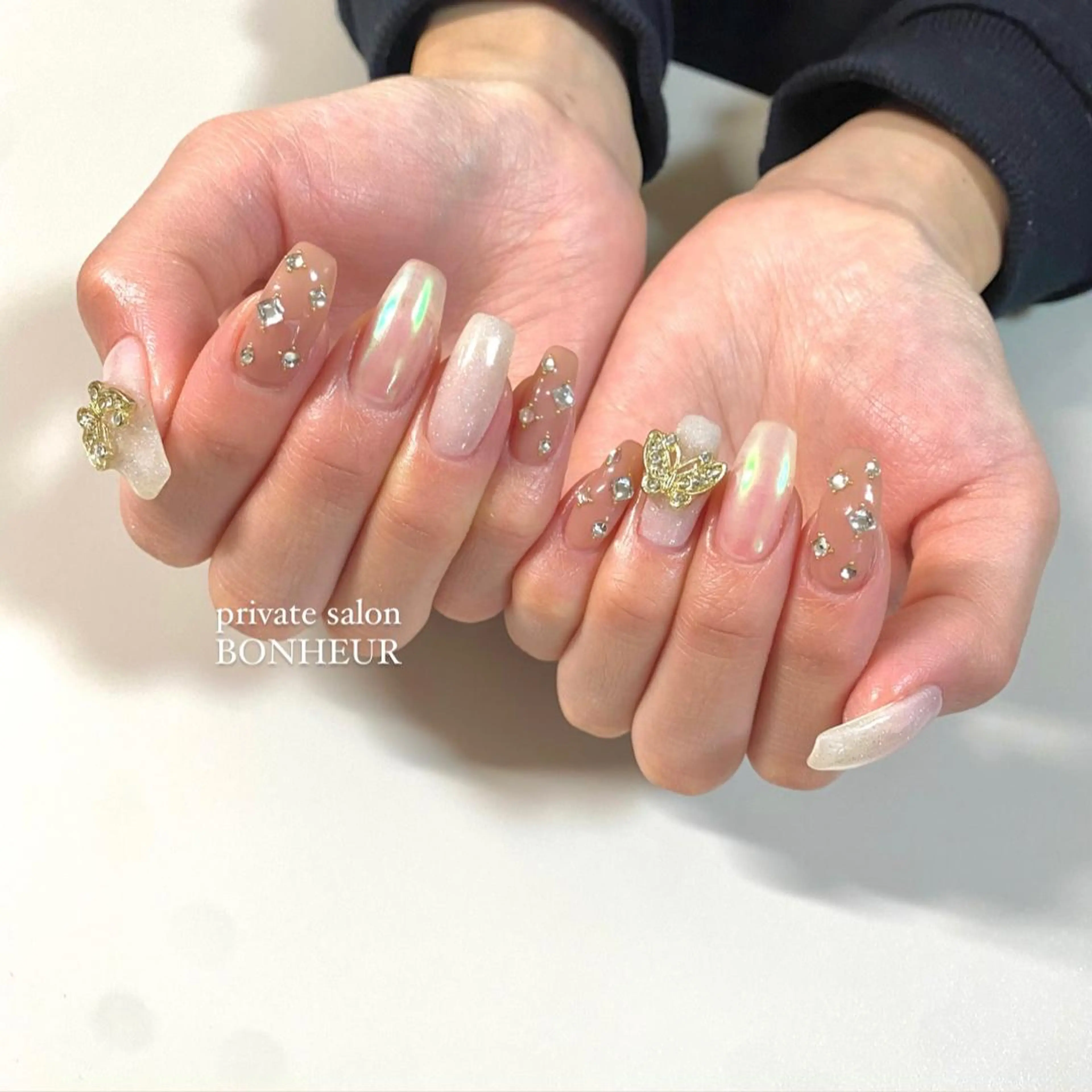 ネイル ハンドネイル BONHEUR Annaのネイルデザイン