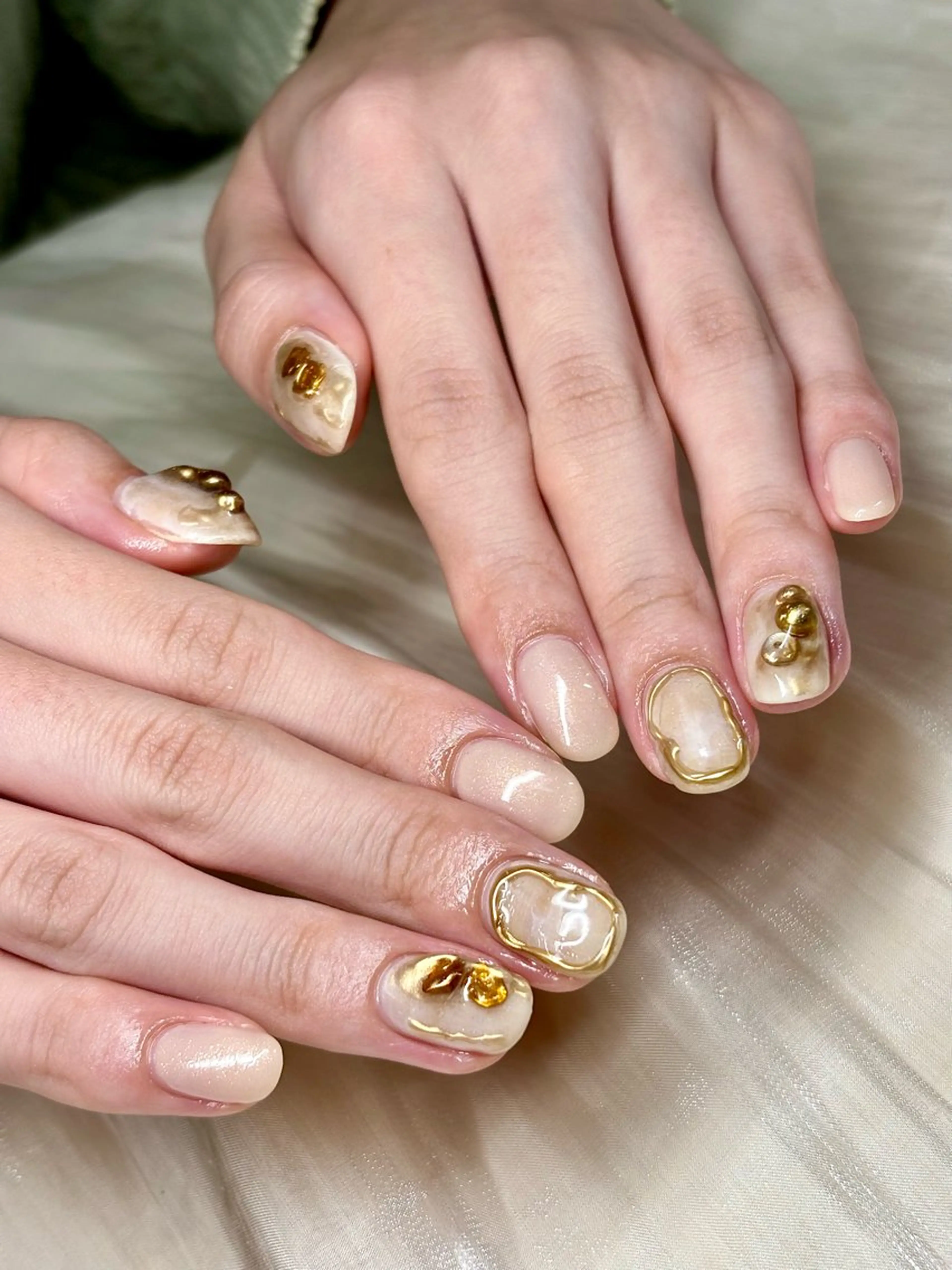 ネイル ニュアンスネイル 冬ネイル クリスマス ETE LUNA NAILのネイルデザイン