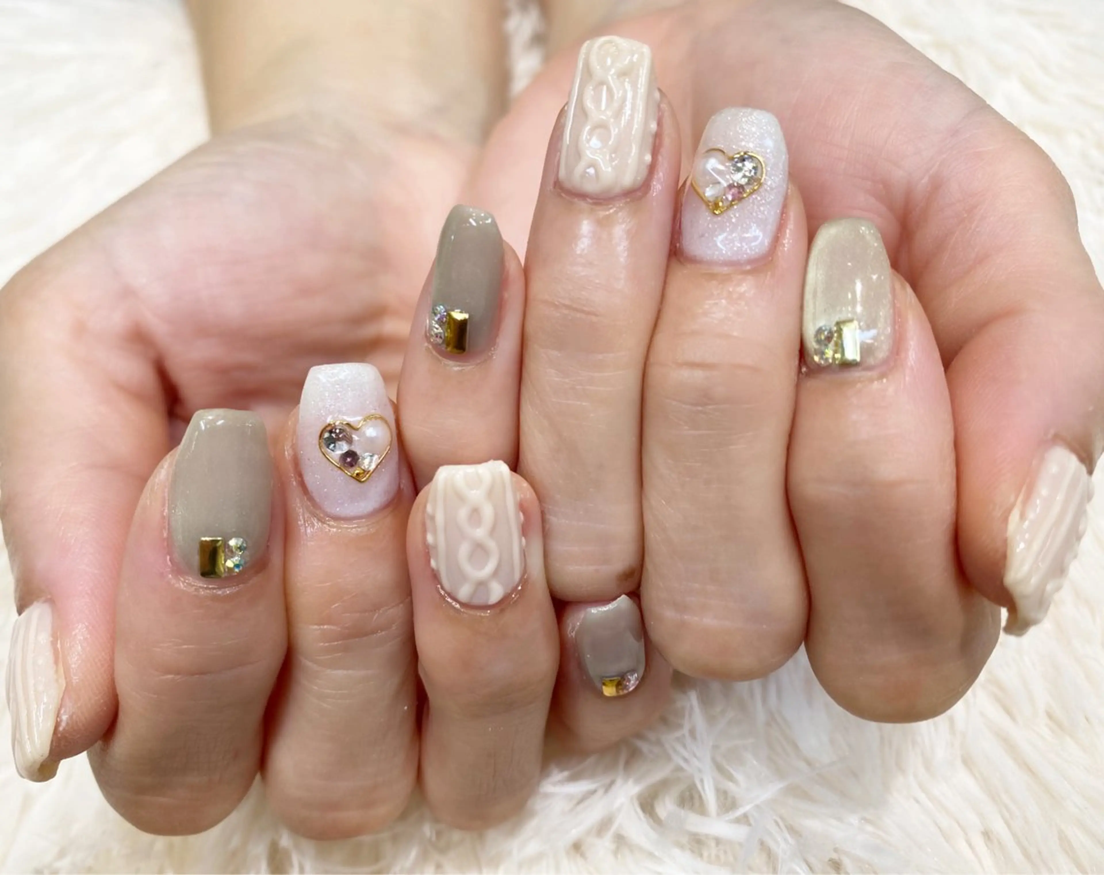 ネイル 冬ネイル ハンドネイル ネイルサロン nail_upのネイルデザイン