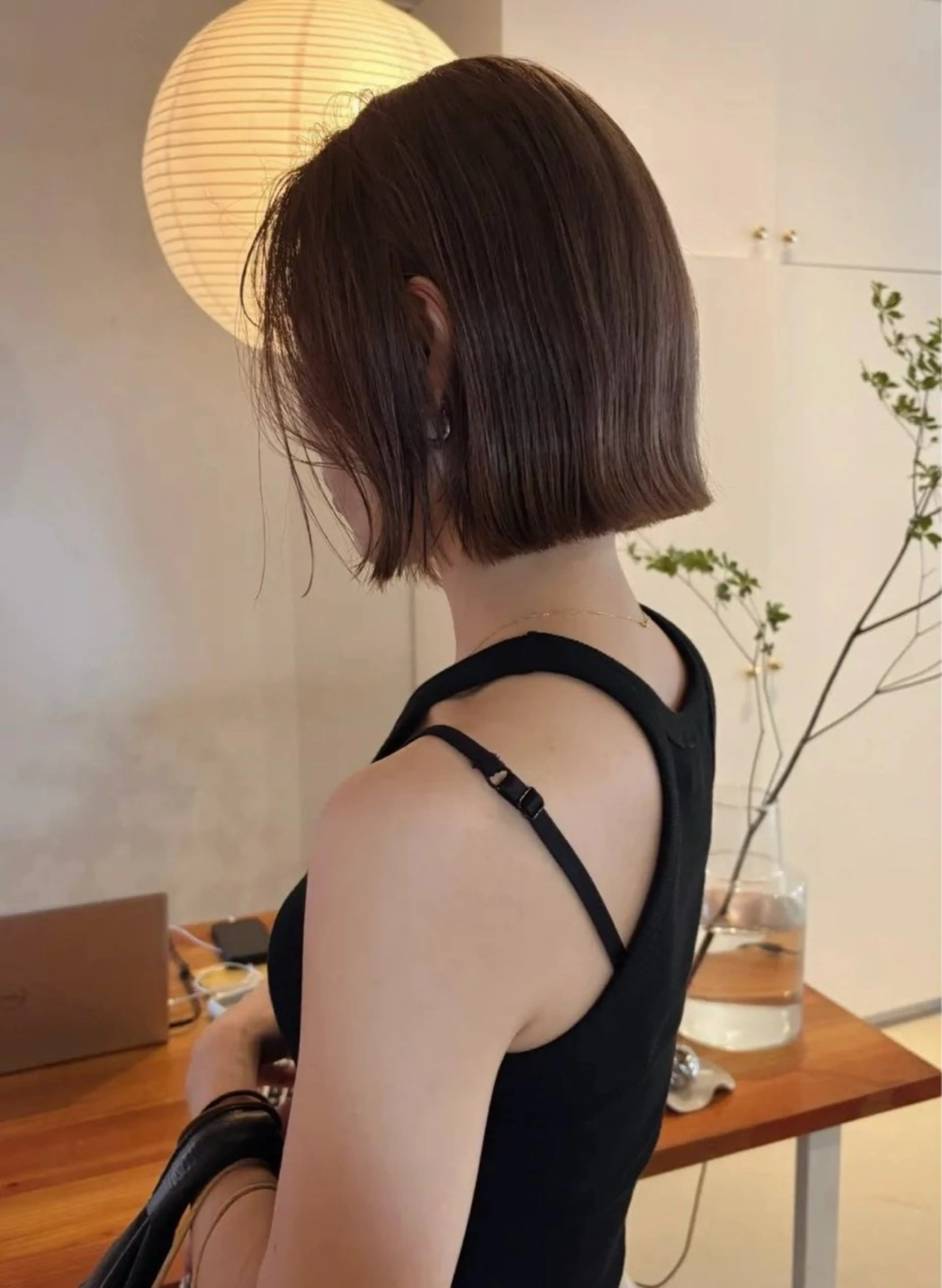 ショート ボブ 外ハネヘア カット ヘアカラー トリートメント 🍑透明感hair ・NENE🍑のヘアスタイル