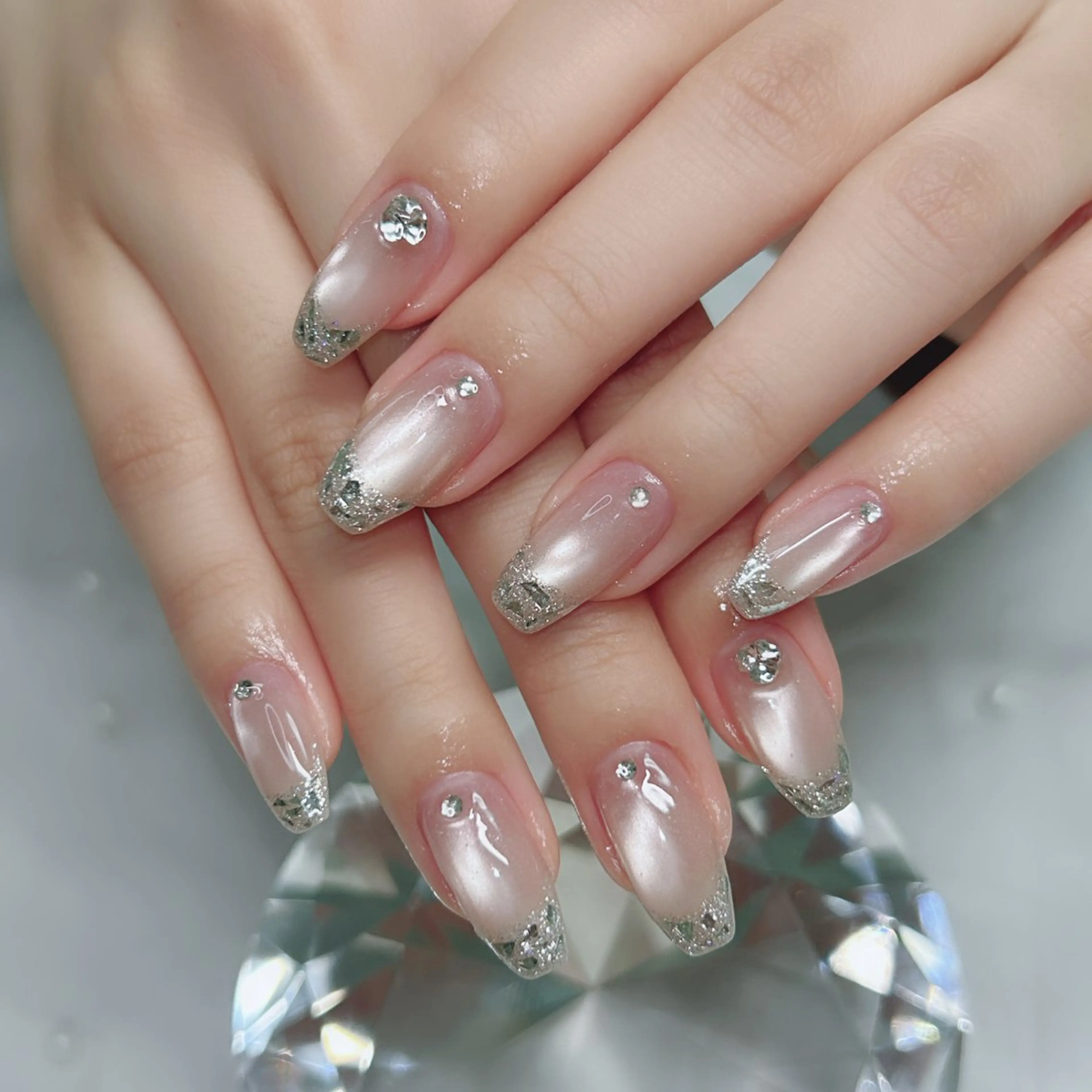 ネイル アニマル柄 アートネイル フレンチネイル ジェルネイル ガーリー ハンドネイル Cute Tips nailのネイルデザイン