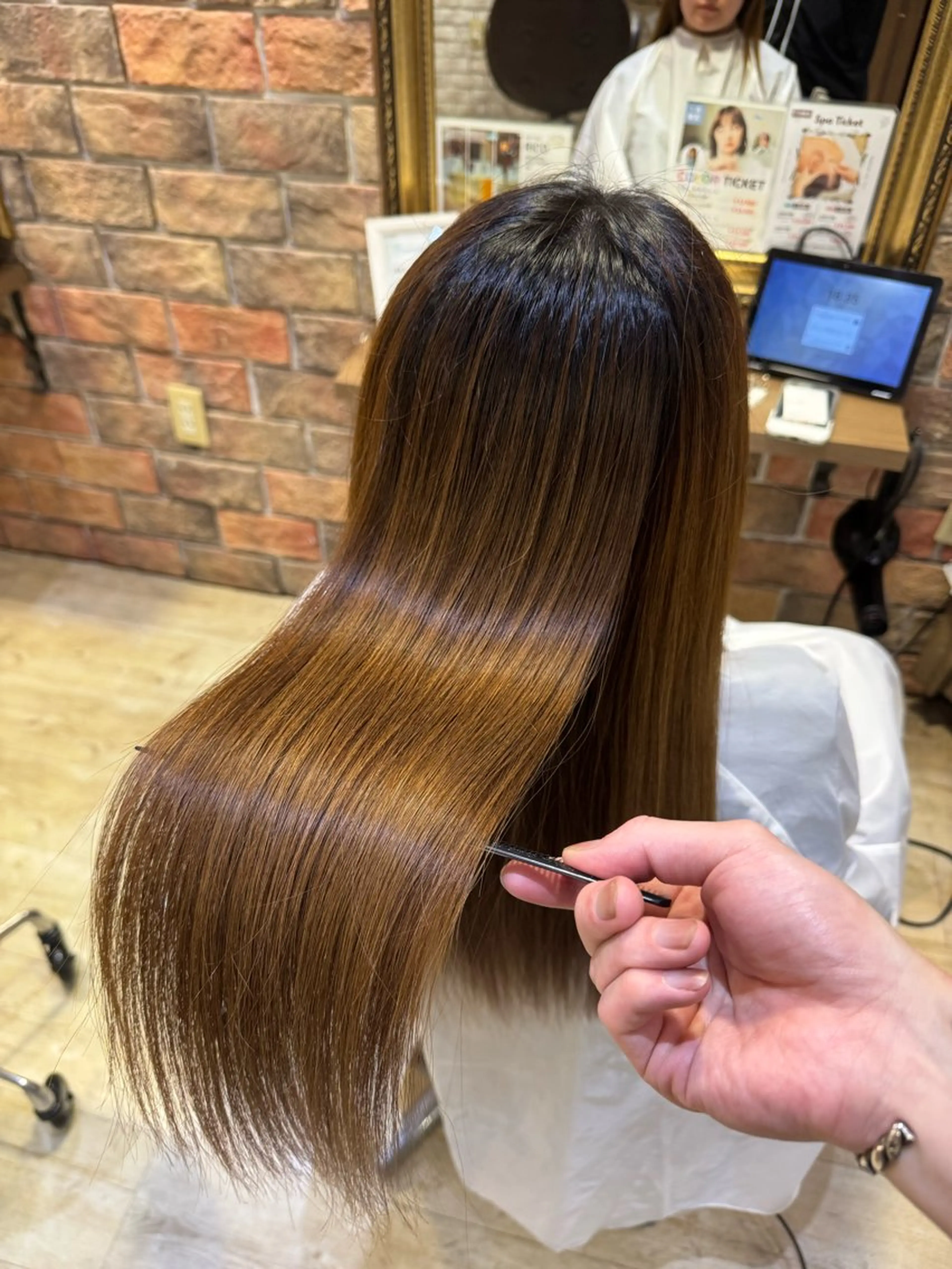 ロング ヘアカラー トリートメント 古川 流久のヘアスタイル