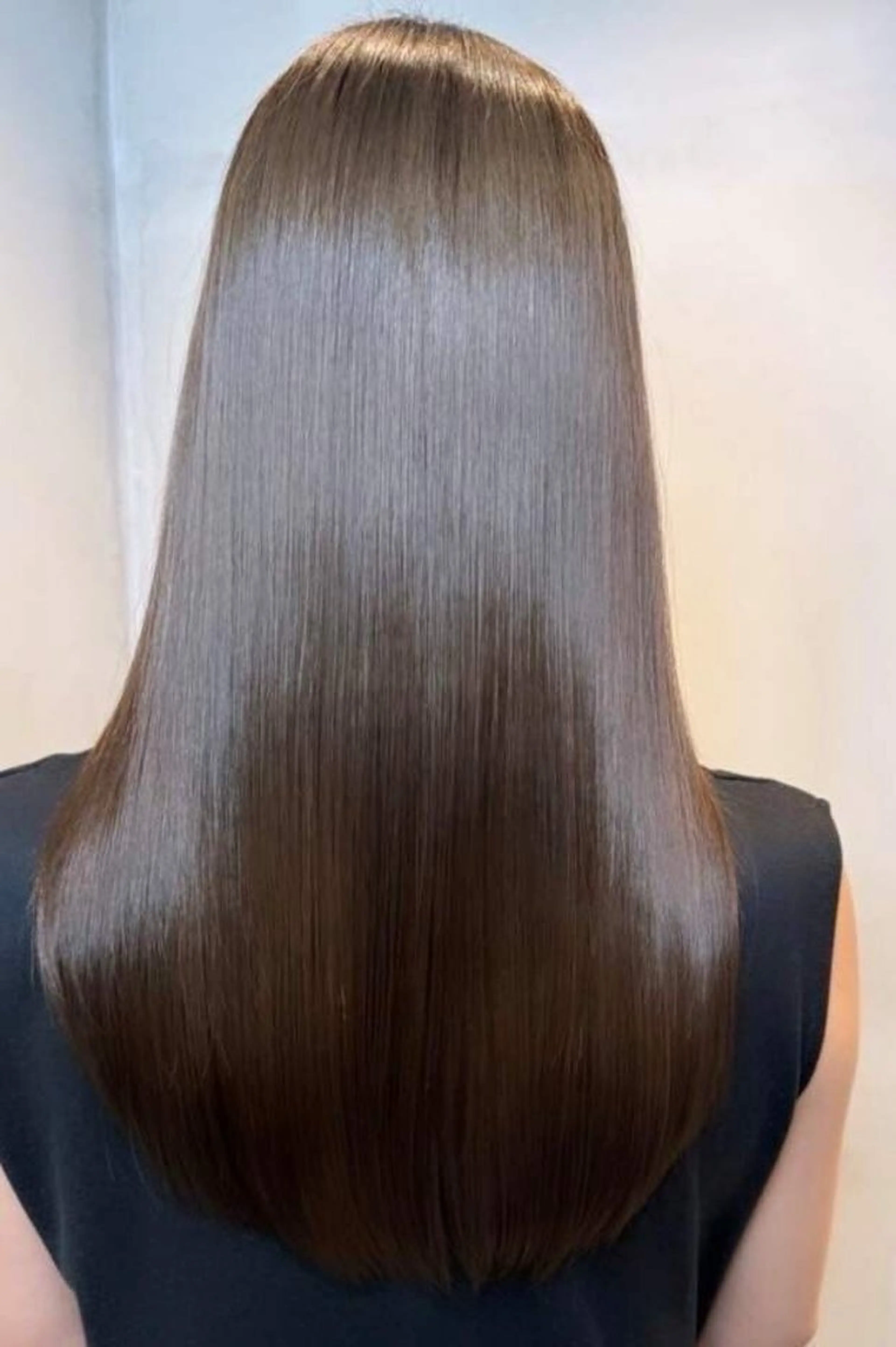 セミロング カラー 髪質改善 トリートメント トリートメント 韓国ヘア髪質改善✖️ パーソナルカラー吉岡のヘアスタイル