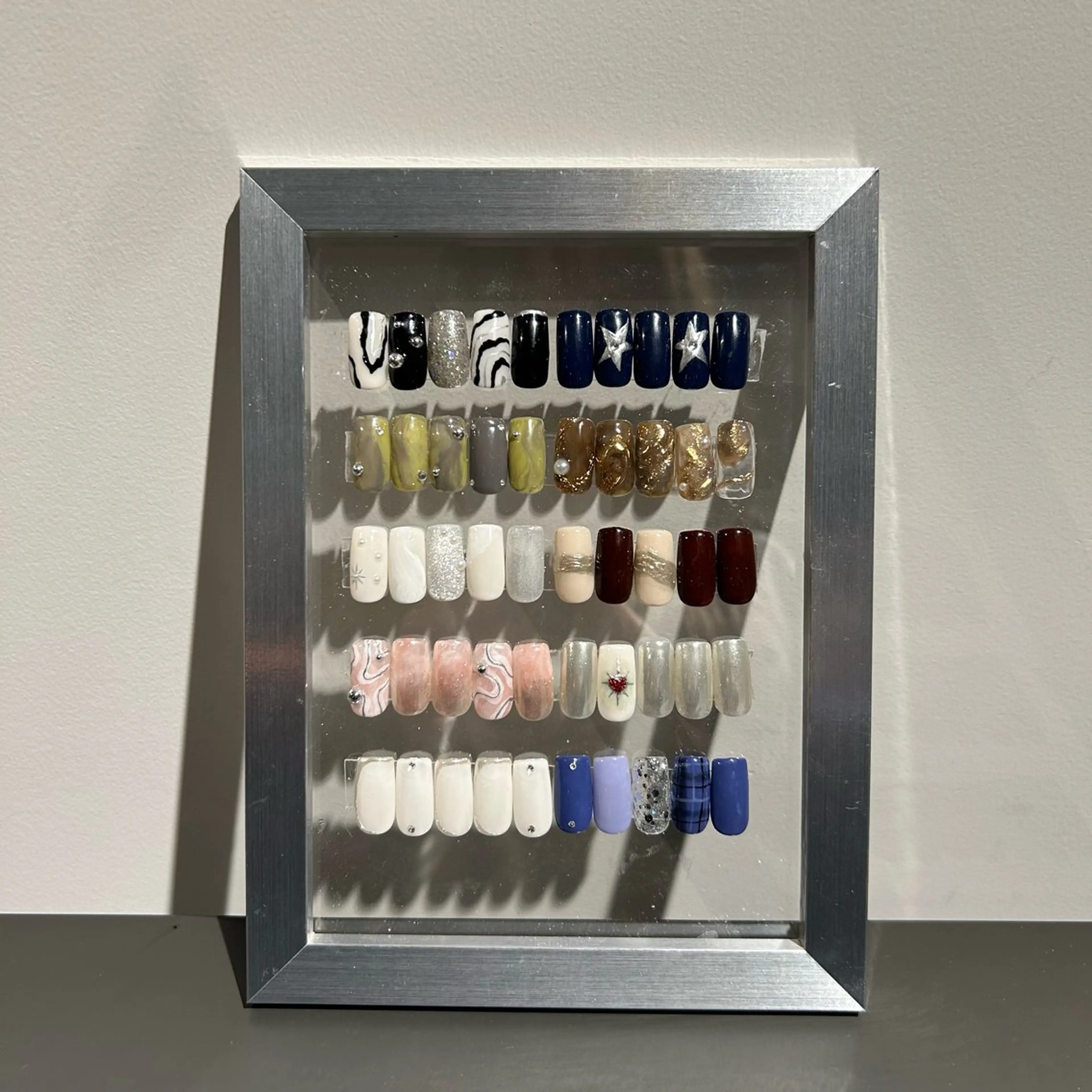 ネイル WAKANA/ ニュアンス・個性派のネイルデザイン