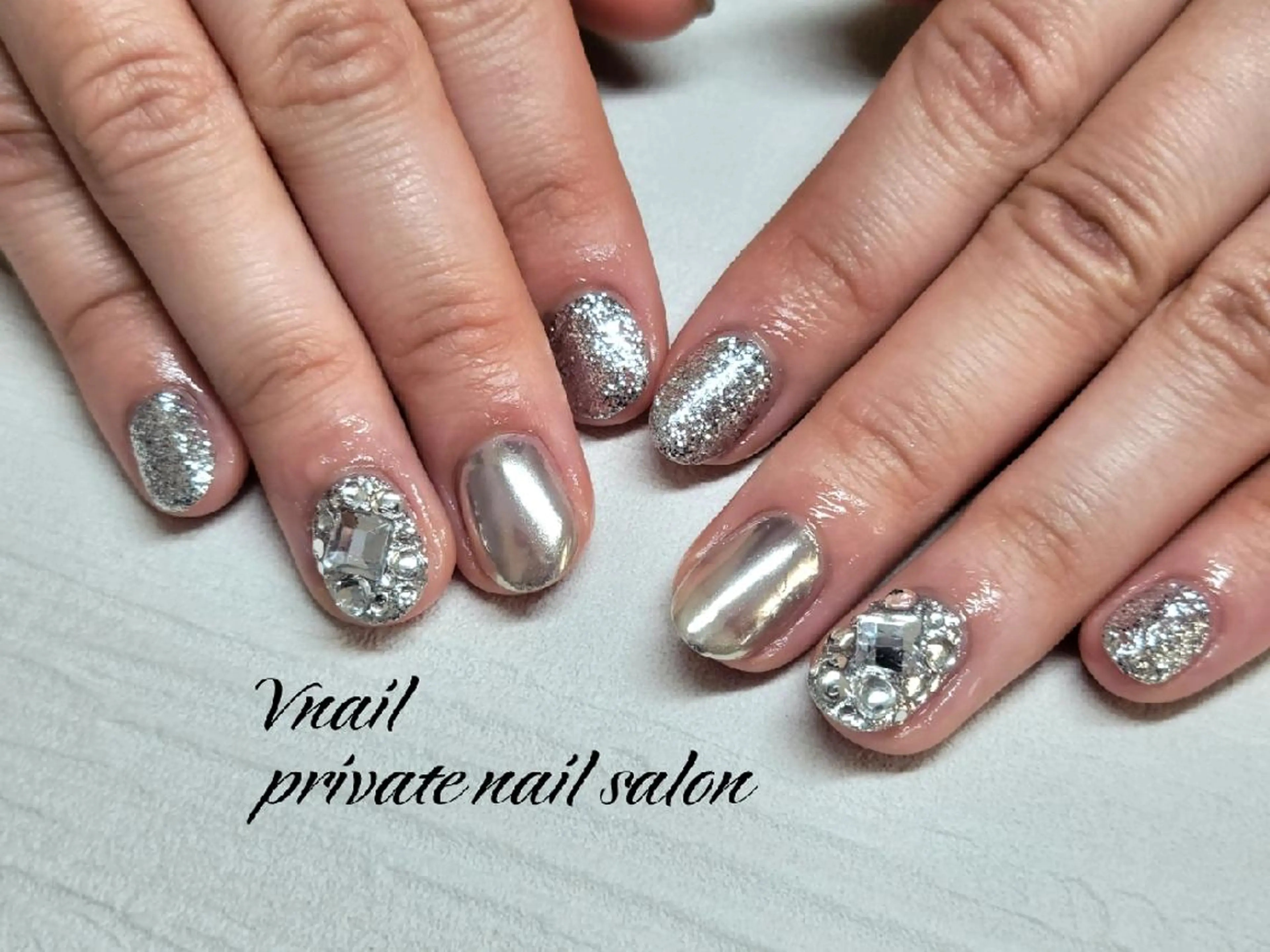ネイル V. nailのネイルデザイン