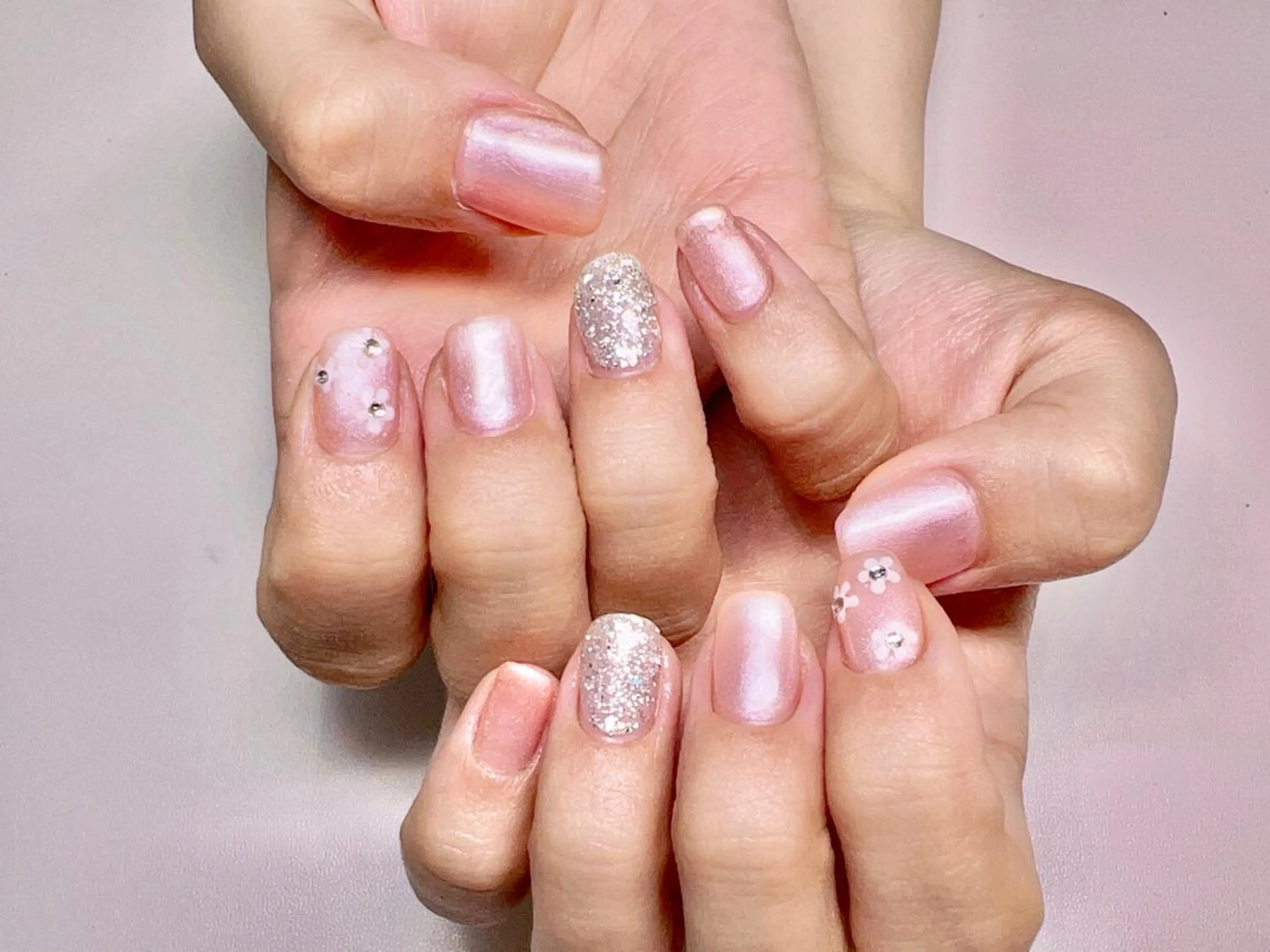 ネイル Rarity ネイルサロンのネイルデザイン