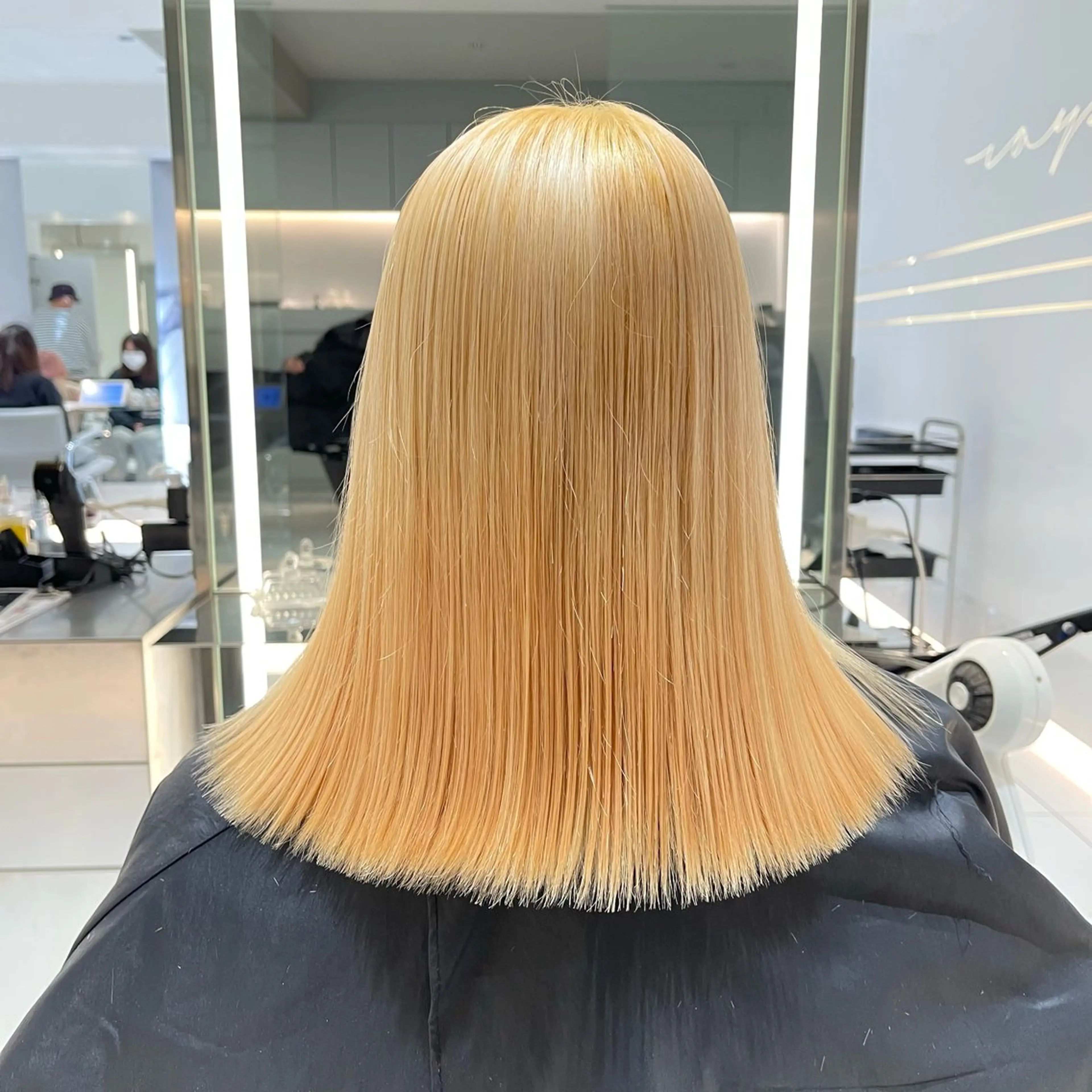 セミロング カラー 無料ショートカット 募集中📛杏のヘアスタイル