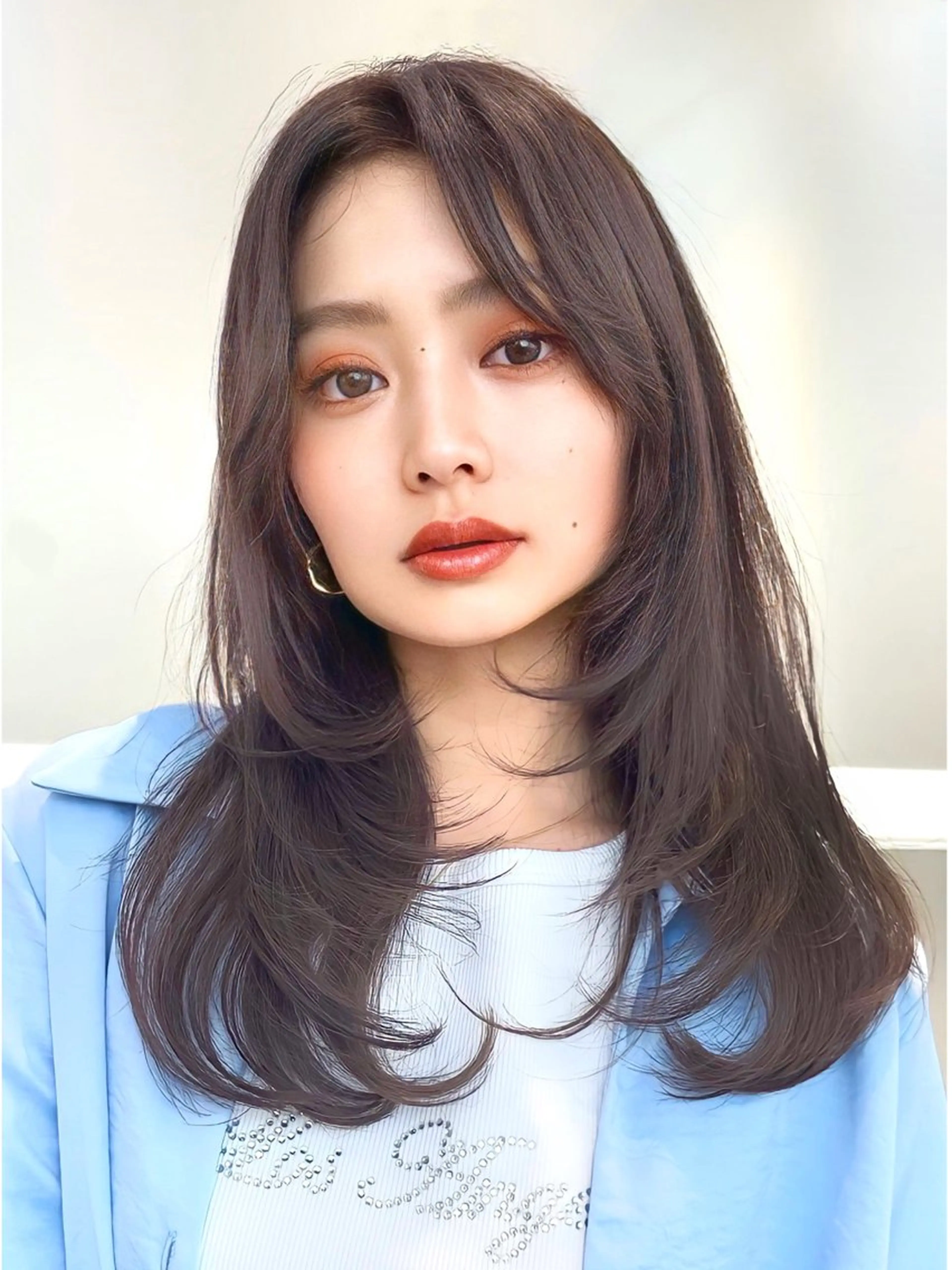 セミロング カラー イルミナカラー くびれヘア エギョモリ 顔まわりレイヤー 顔周りカット カット ヘアカラー トリートメント 顔周り特化/韓国ヘア /レイヤー/吉野幸大のヘアスタイル