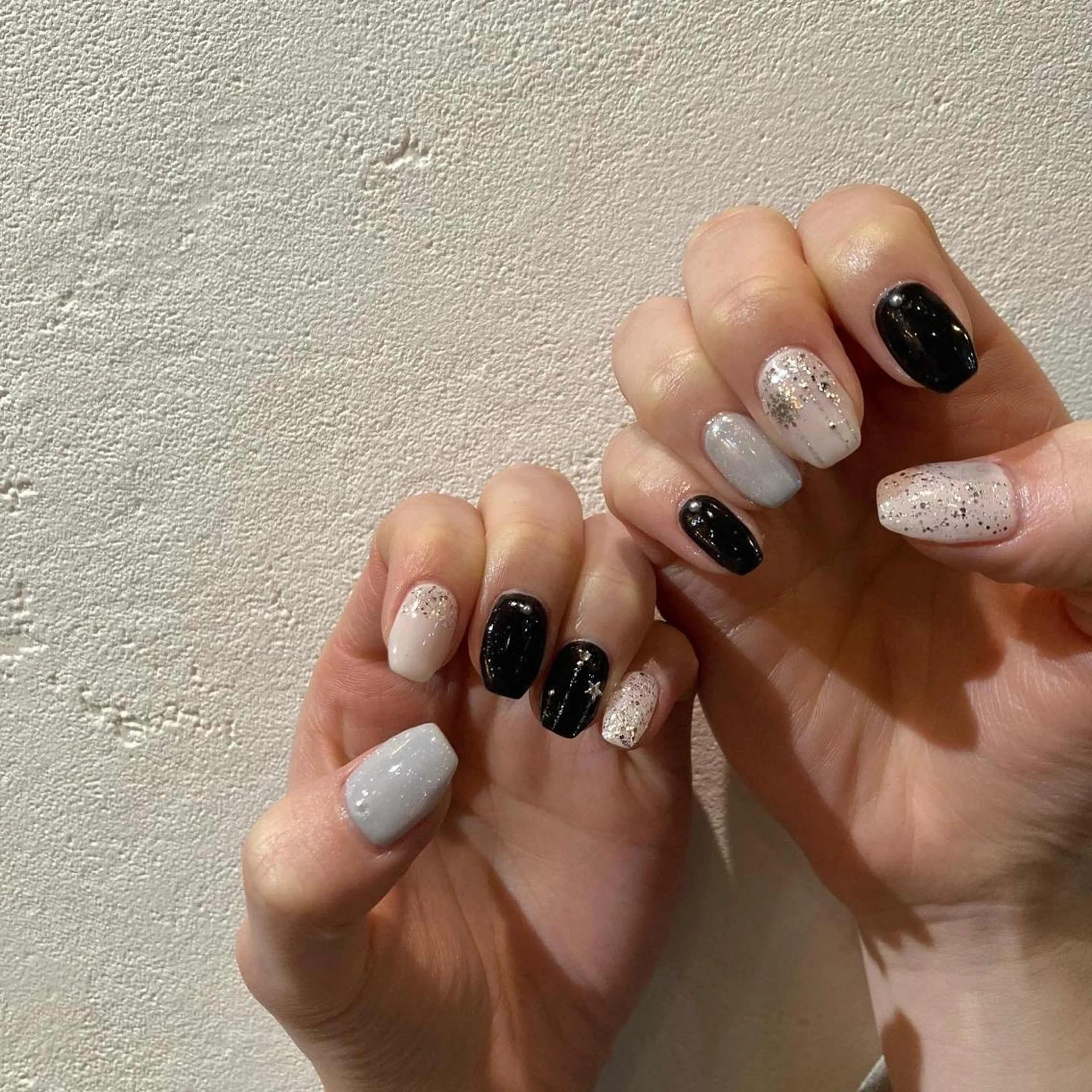 ネイル ハンドネイル shio ♡ 20.21日空きありのネイルデザイン