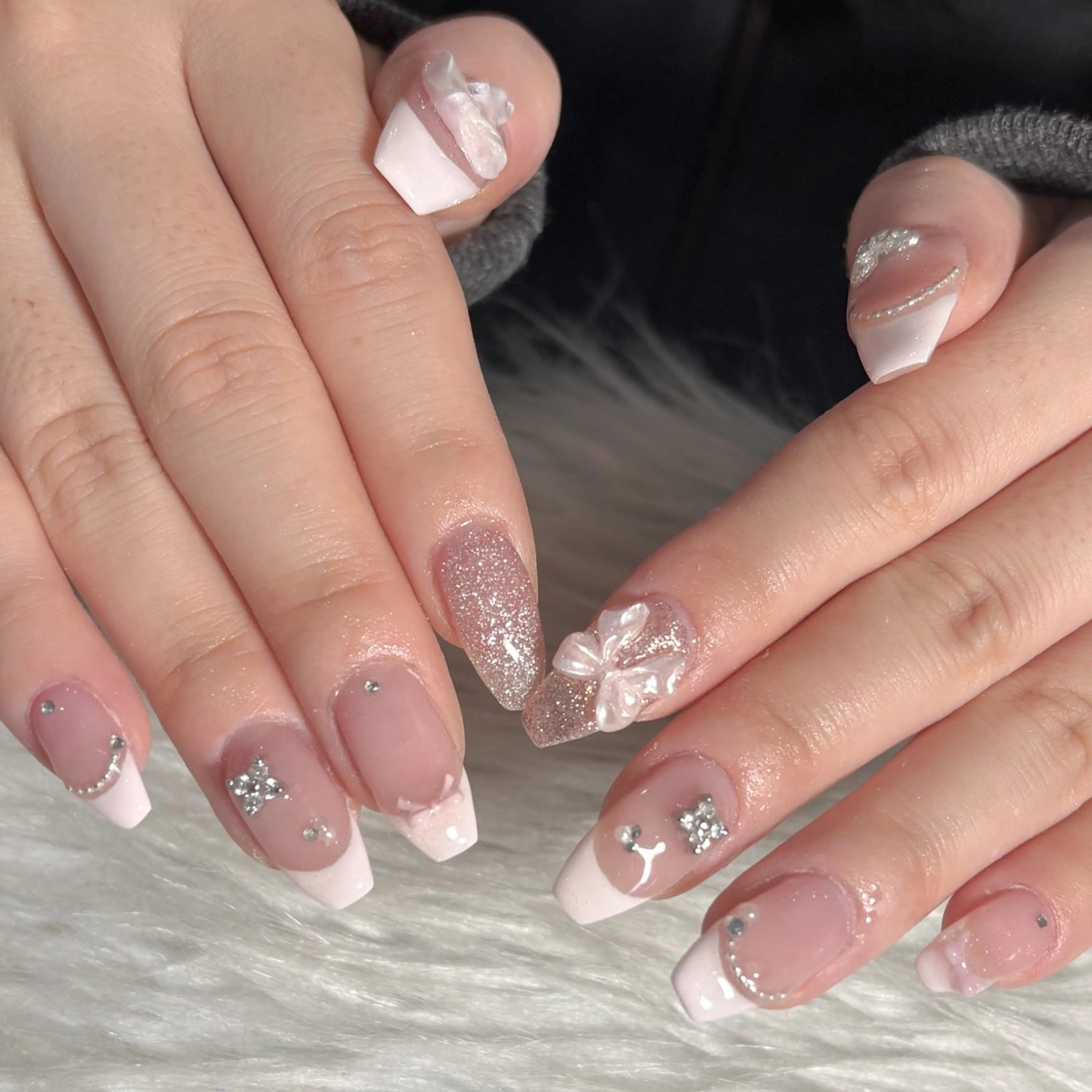 ネイル ハンドネイル LAVISH manaのネイルデザイン