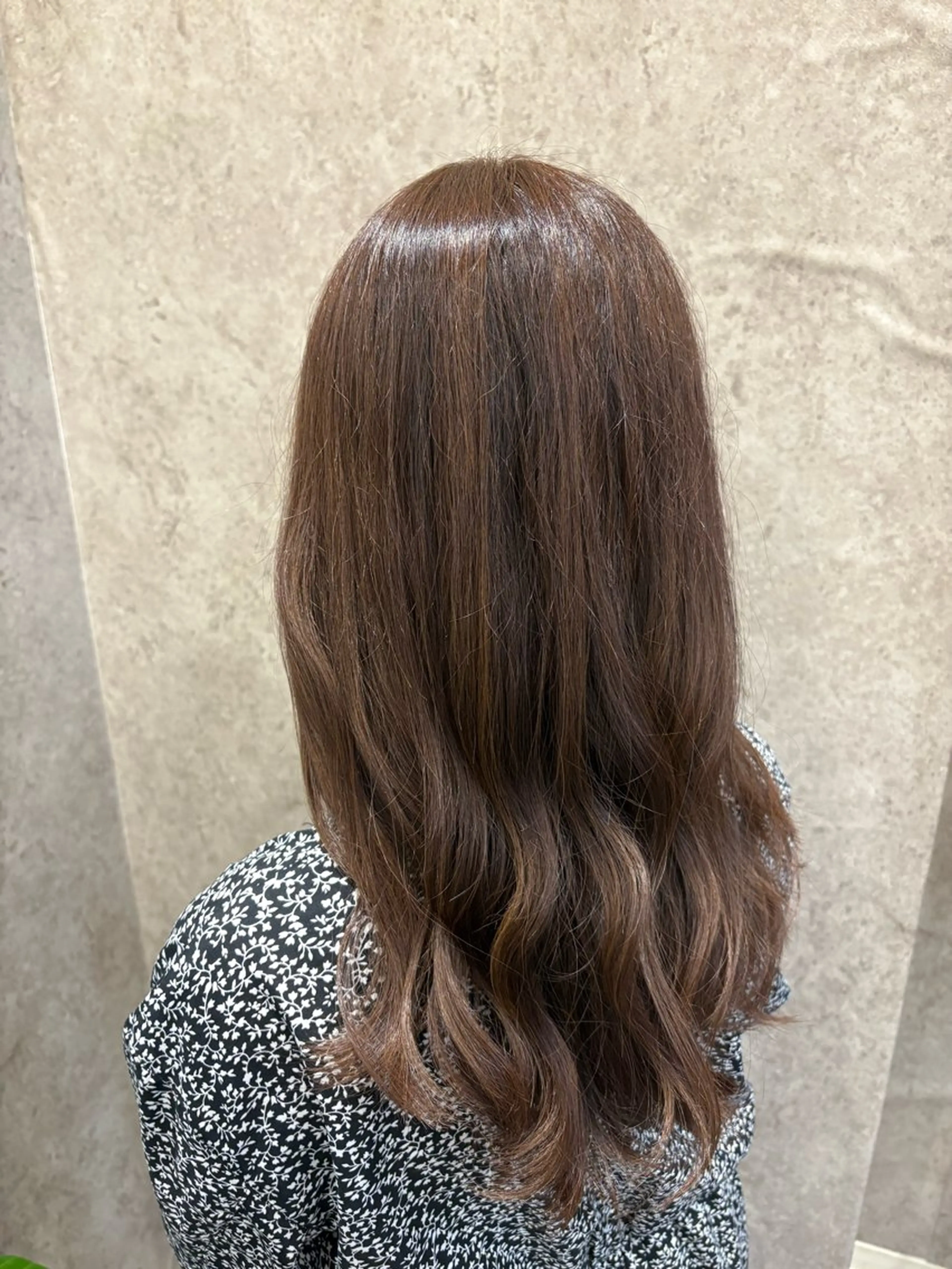 カラー ベージュカラー ラベンダーカラー GARDENes府中 福馬可菜のヘアスタイル