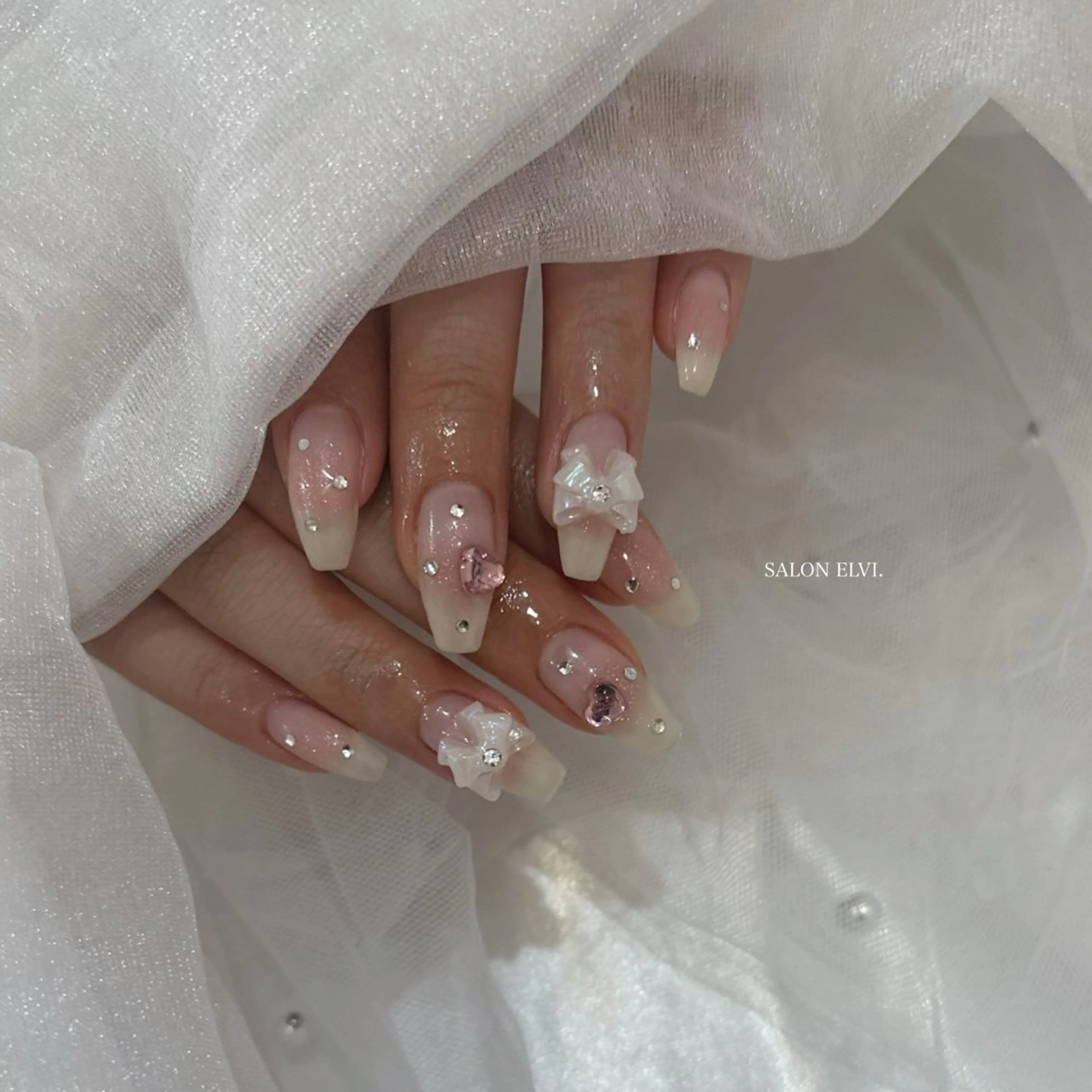 ネイル SALON ELVI.のネイルデザイン