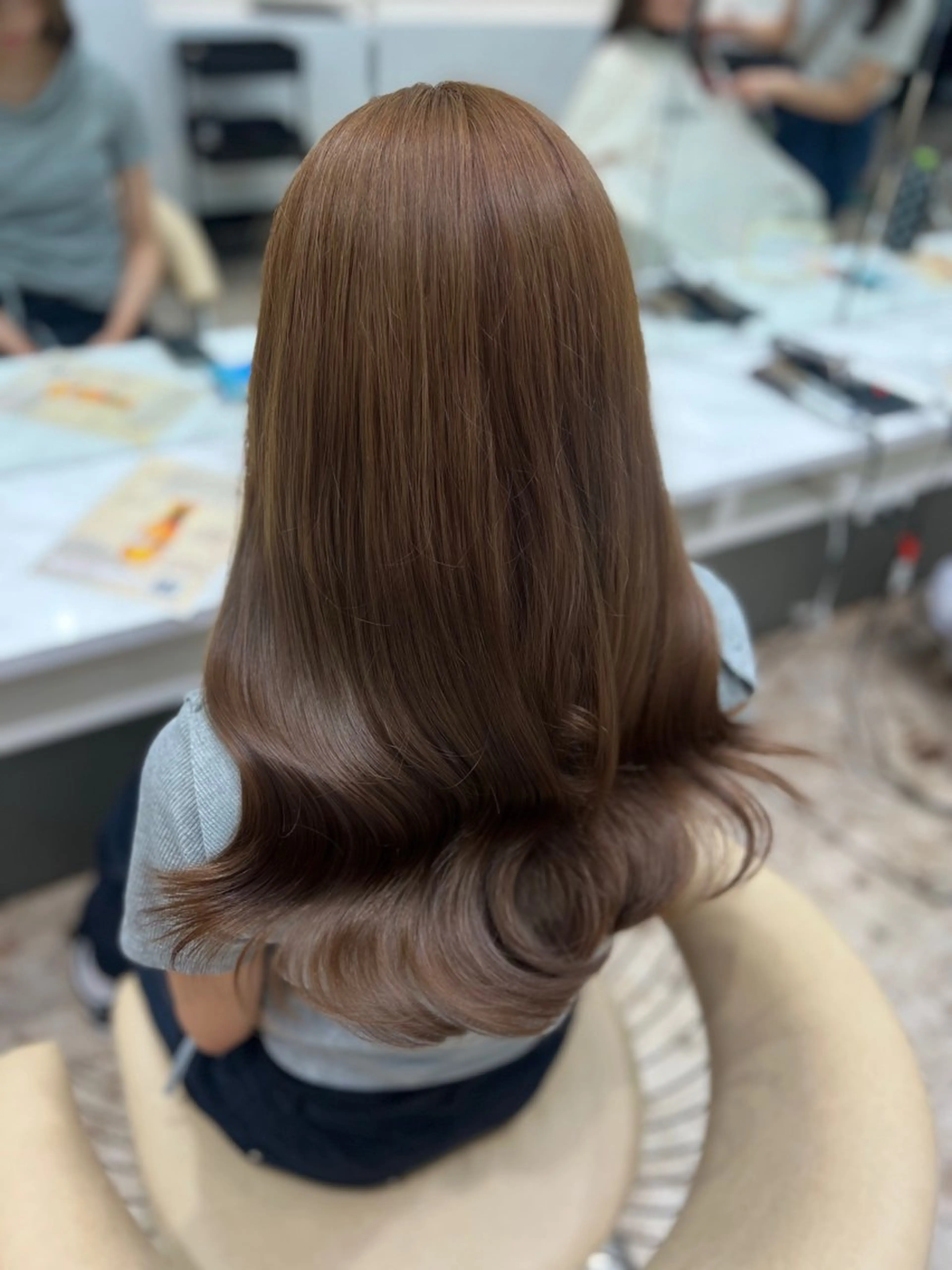 カラー 髪質改善/レイヤー/ 透明感カラー/桃谷翼のヘアスタイル