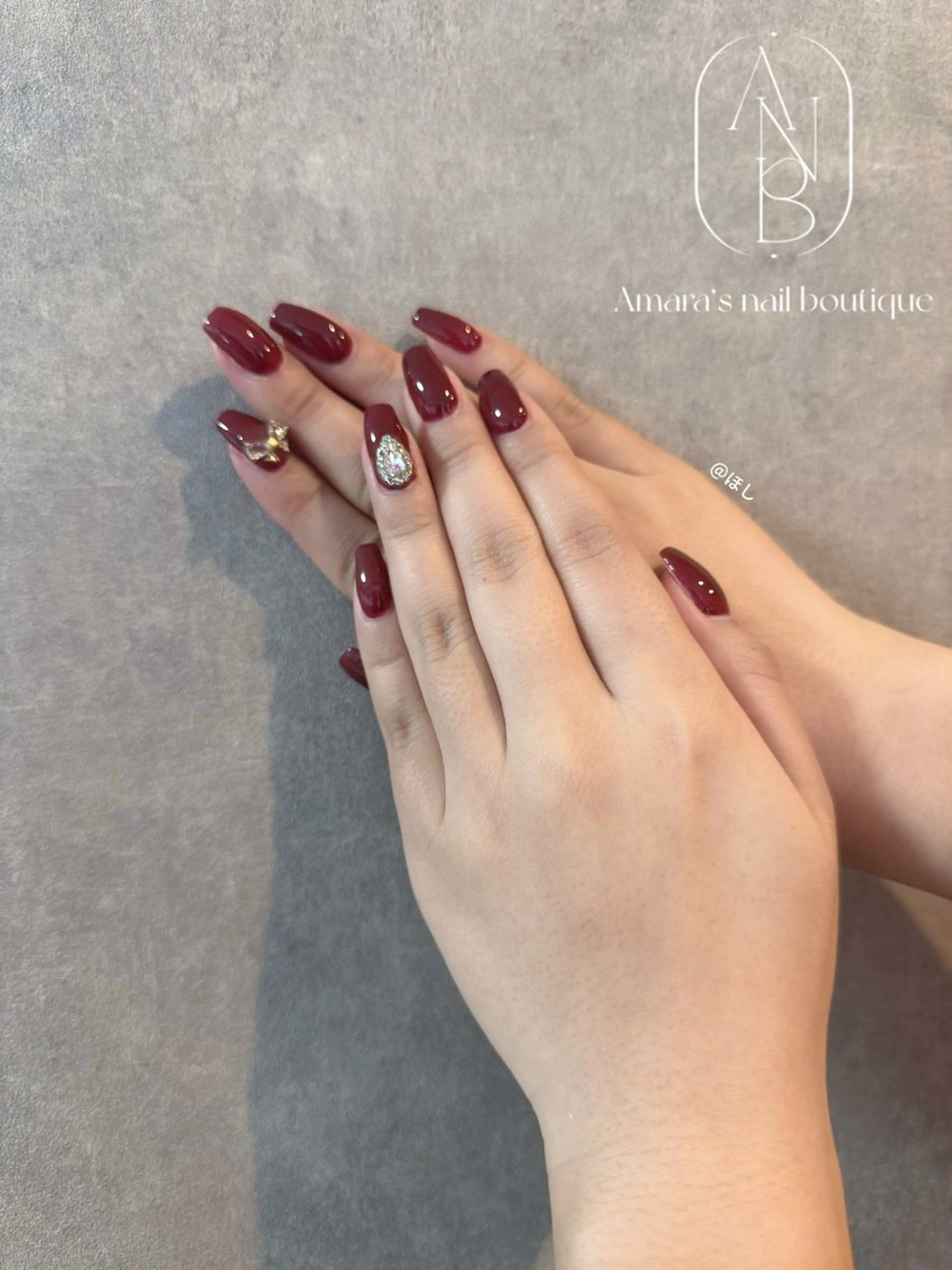 ネイル 赤色 ほ しのネイルデザイン