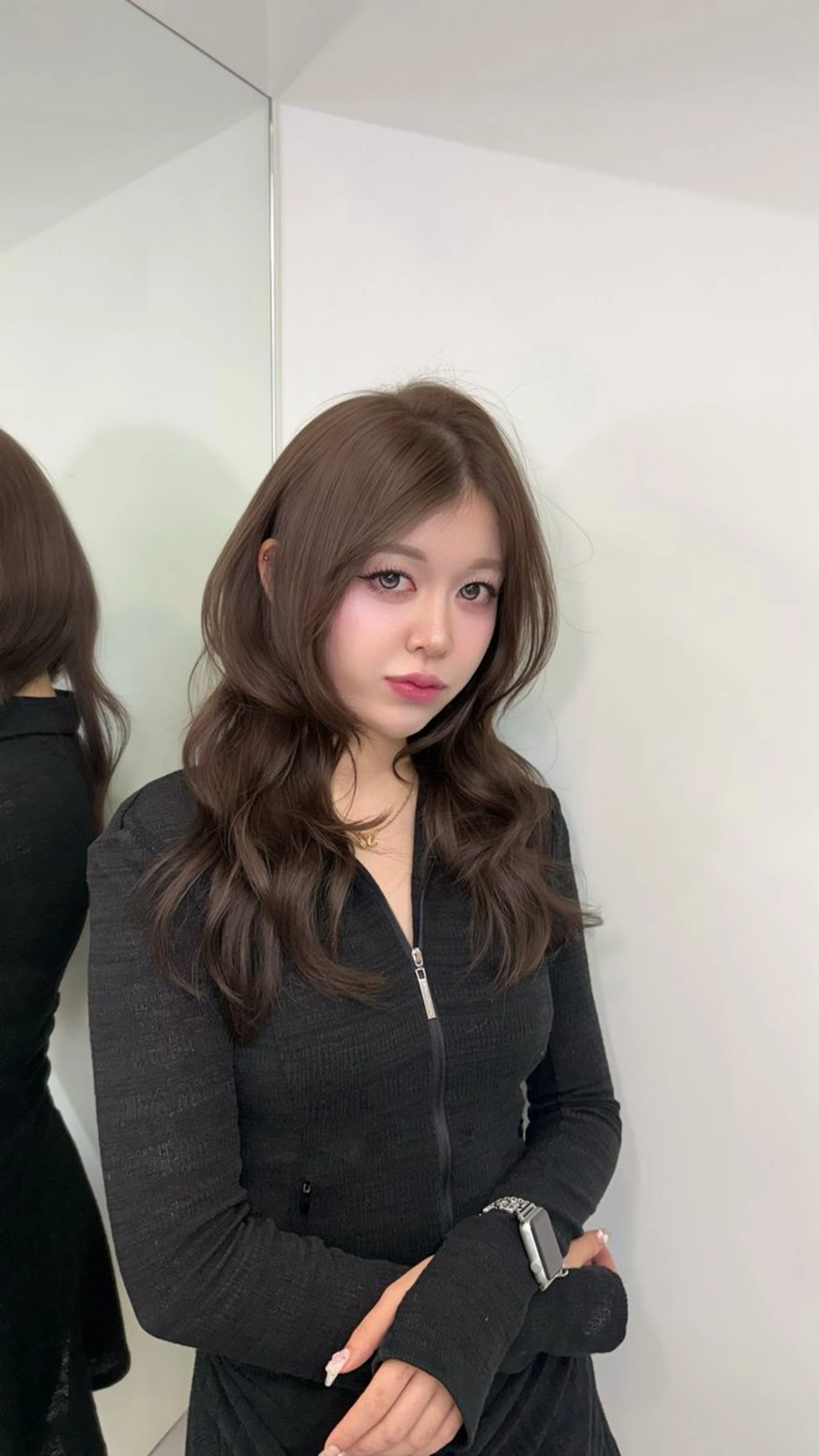 ロング カラー ATRA所属・ワンホン級艶髪 🤍𝑀𝐼𝐻𝑂のヘアスタイル