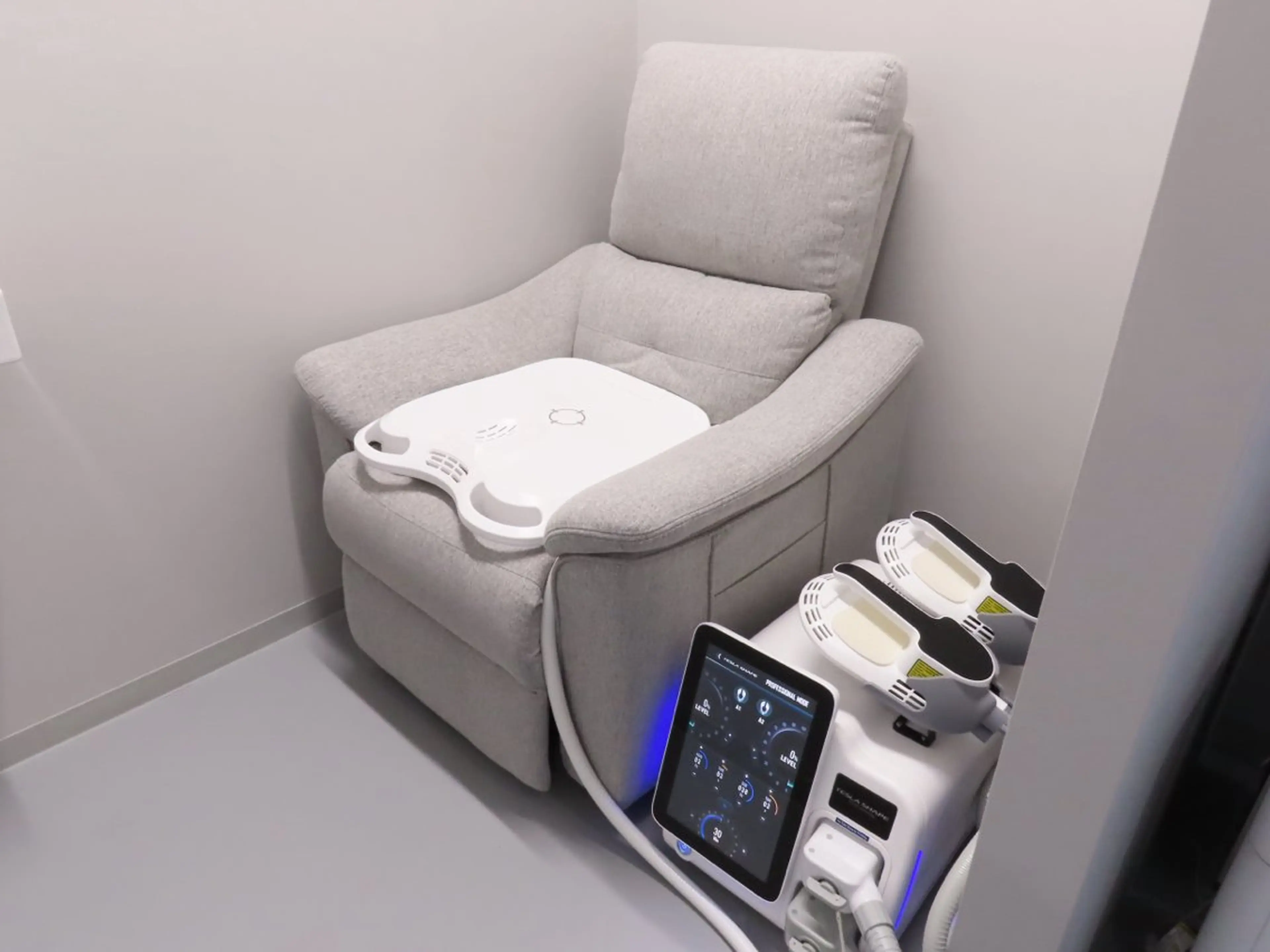 【テスラシェイプ】20分　座っているだけで痩せる⁉️❤️‍🔥の写真