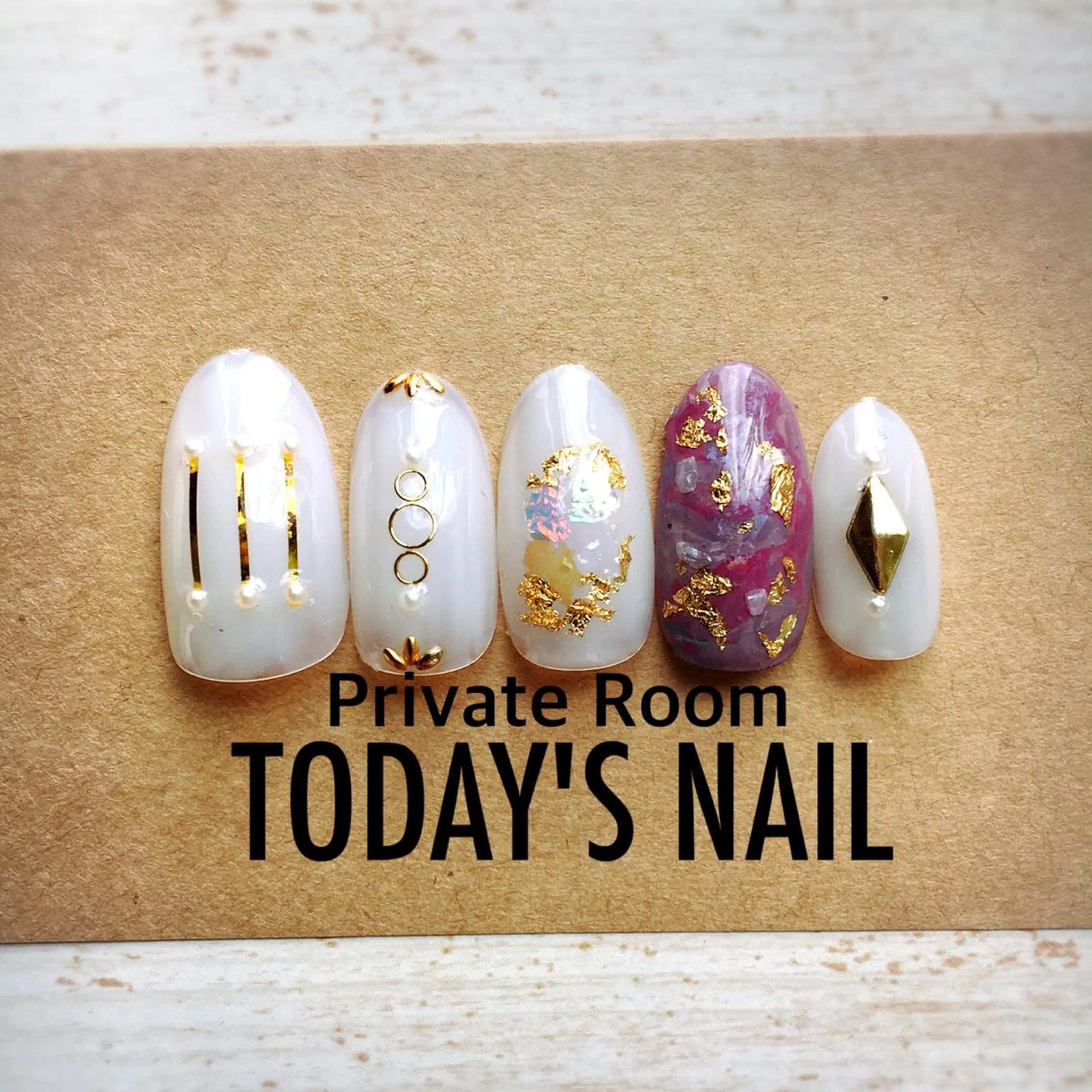 ネイル ホワイト TODAY'S NAILのネイルデザイン
