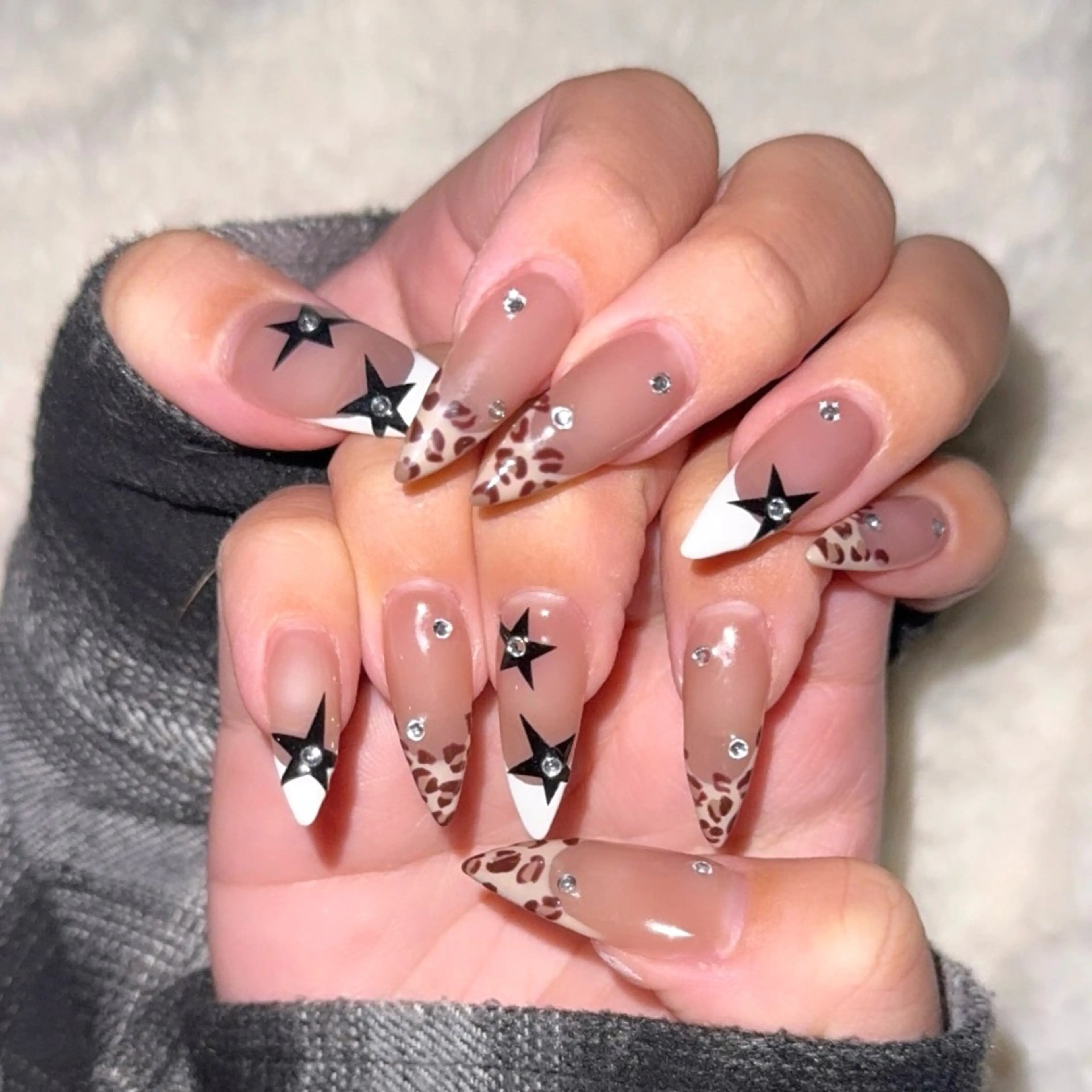 ネイル ハンドネイル pro.M yunoのネイルデザイン