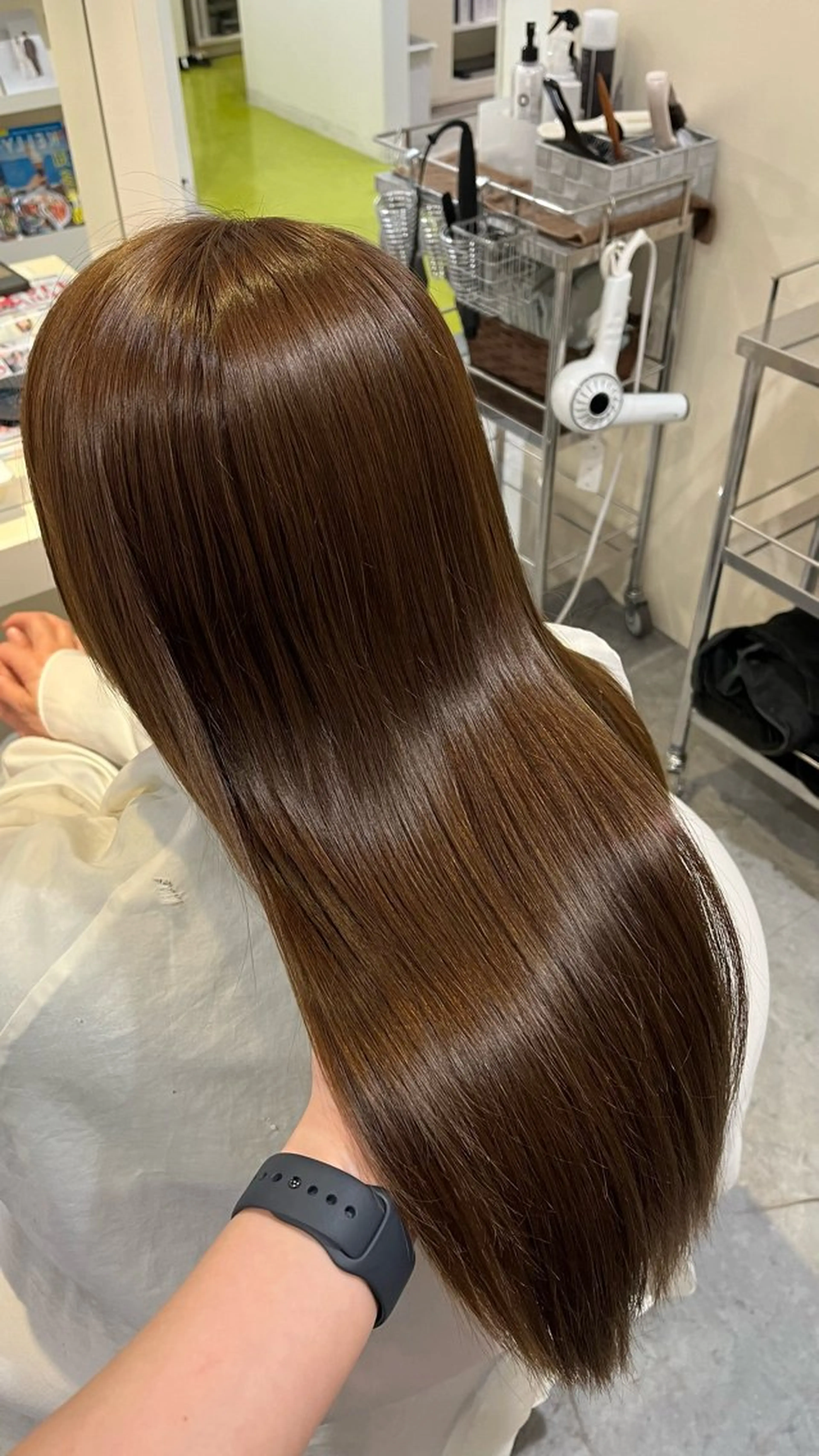 セミロング レイヤーカット/ 艶カラー/YUKAのヘアスタイル